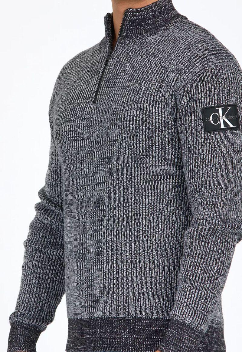 Suéter Badge Plated Negro BEH Calvin Klein-2