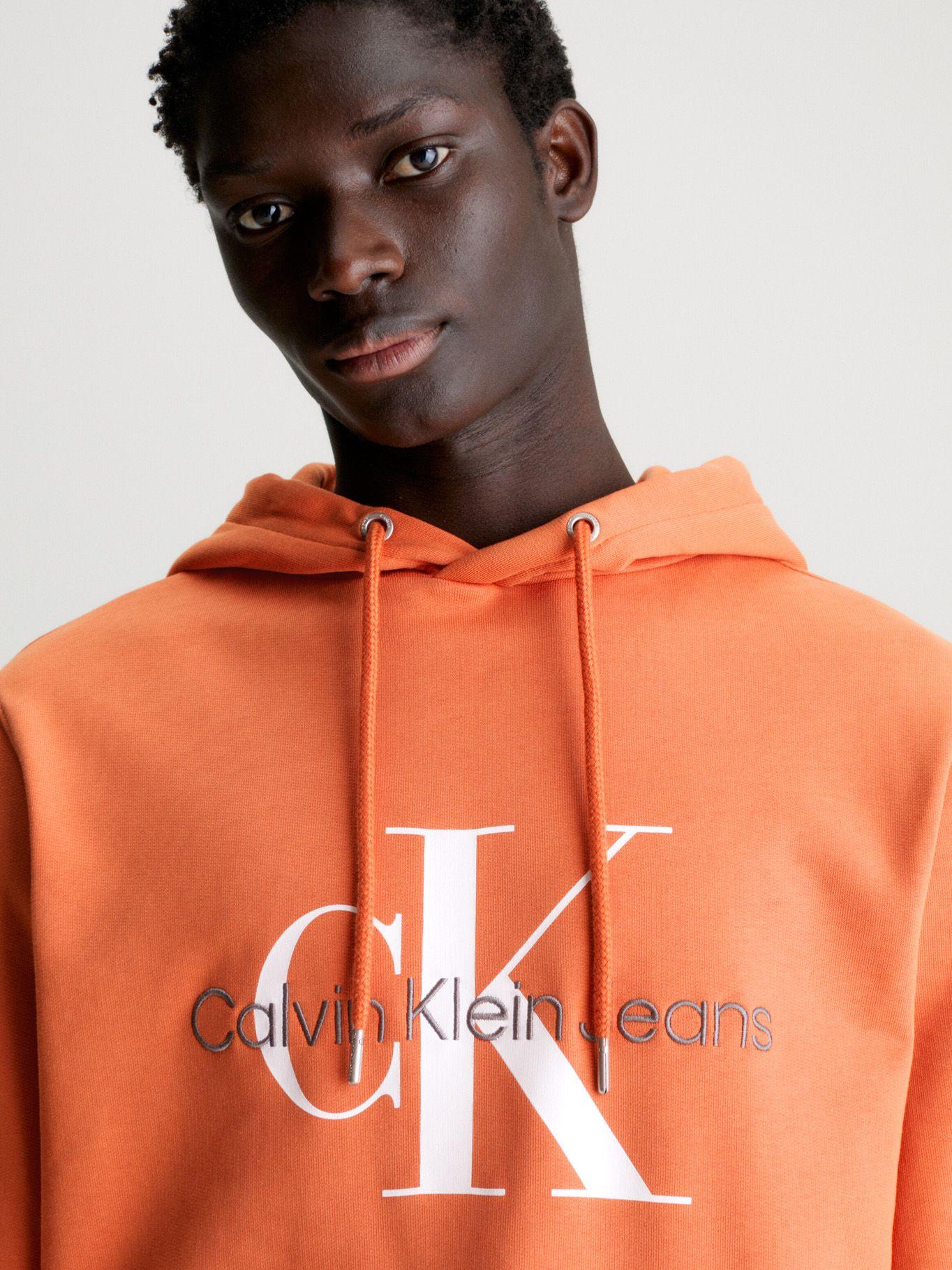 Polerón Gorro Seasonal Monologo Naranja Calvin Klein-3