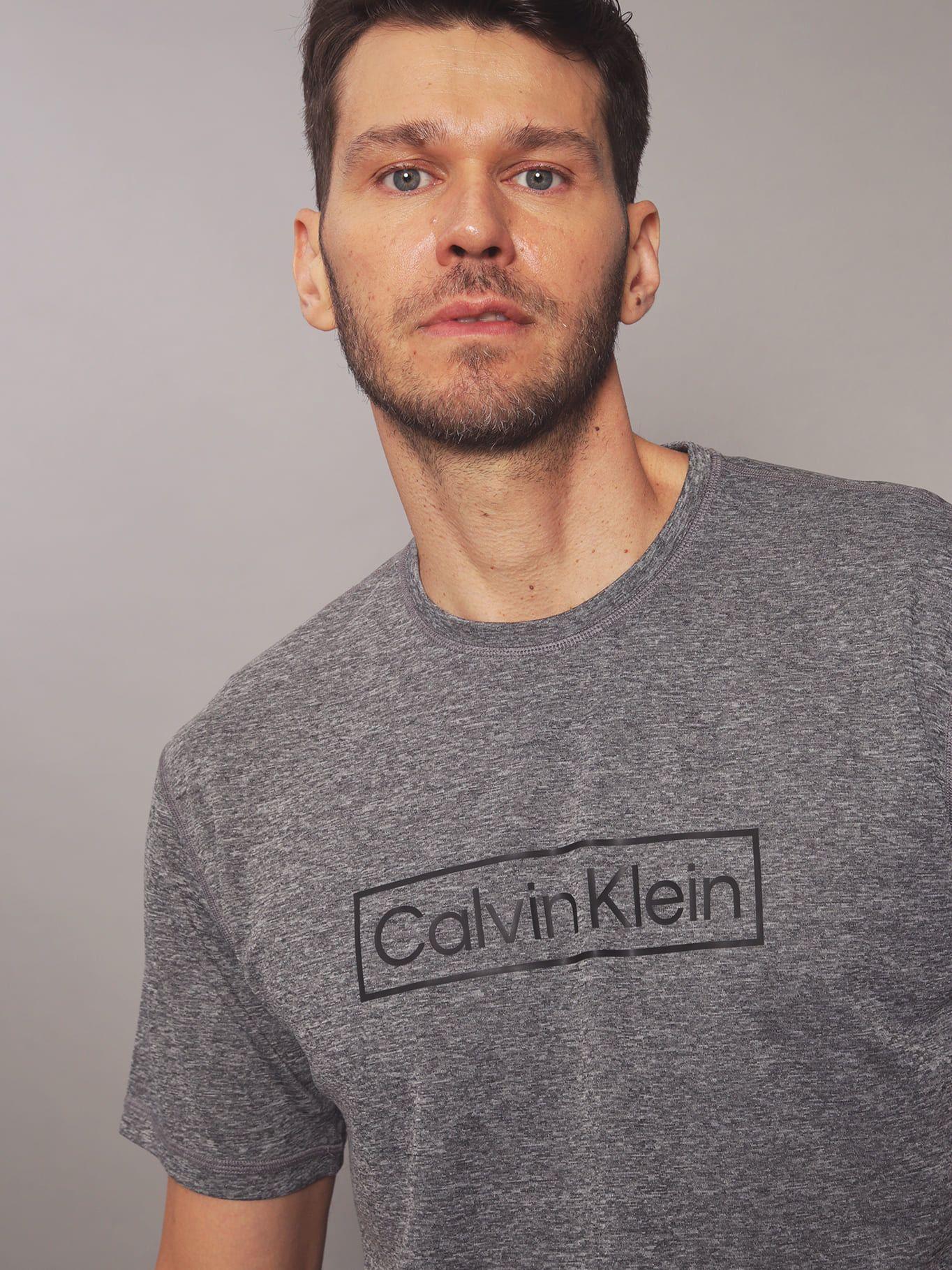 Polera Rash Guard Gris Calvin Klein-3