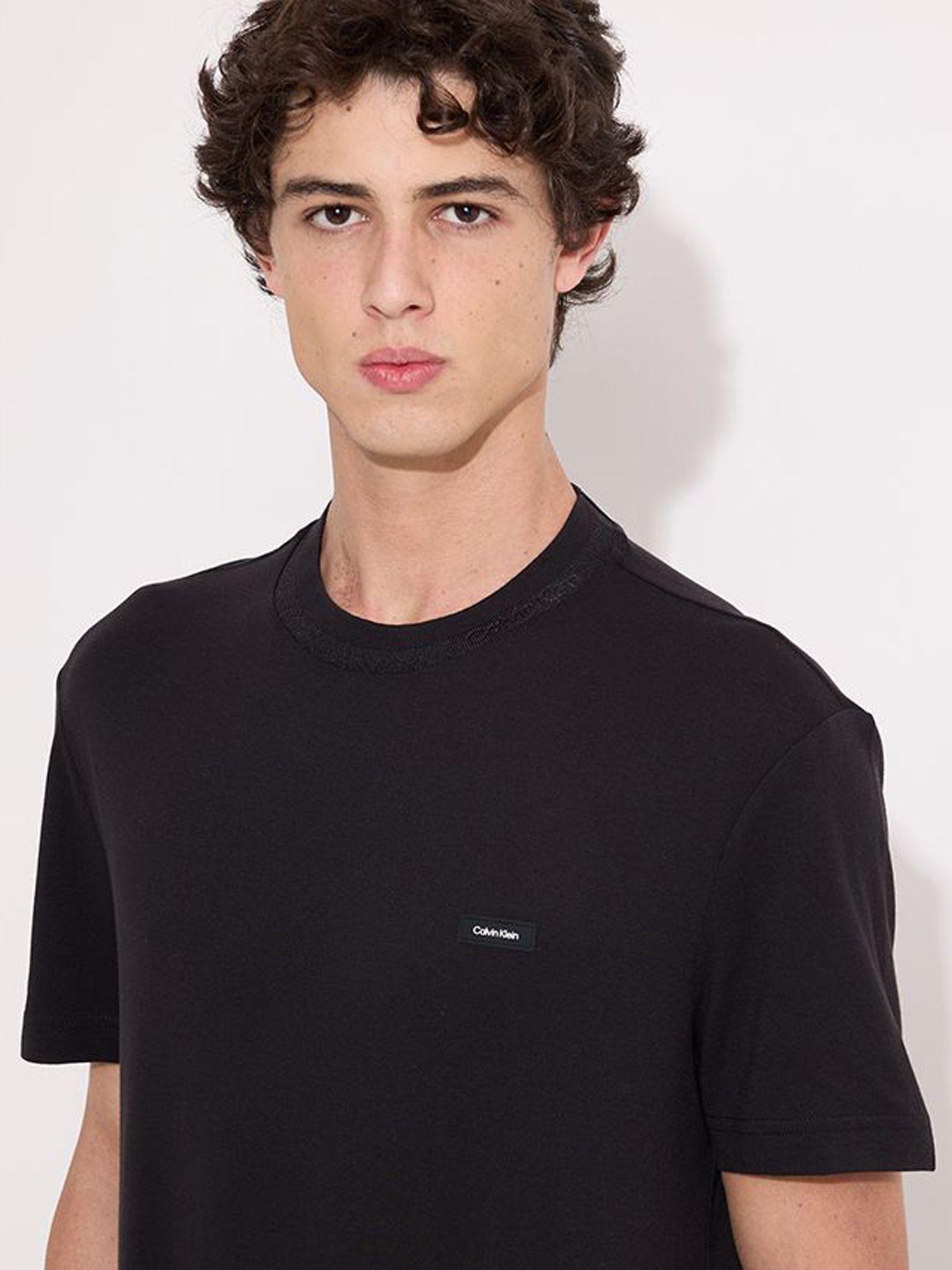 Polera Thermo Tech Pique Negro Calvin Klein-3