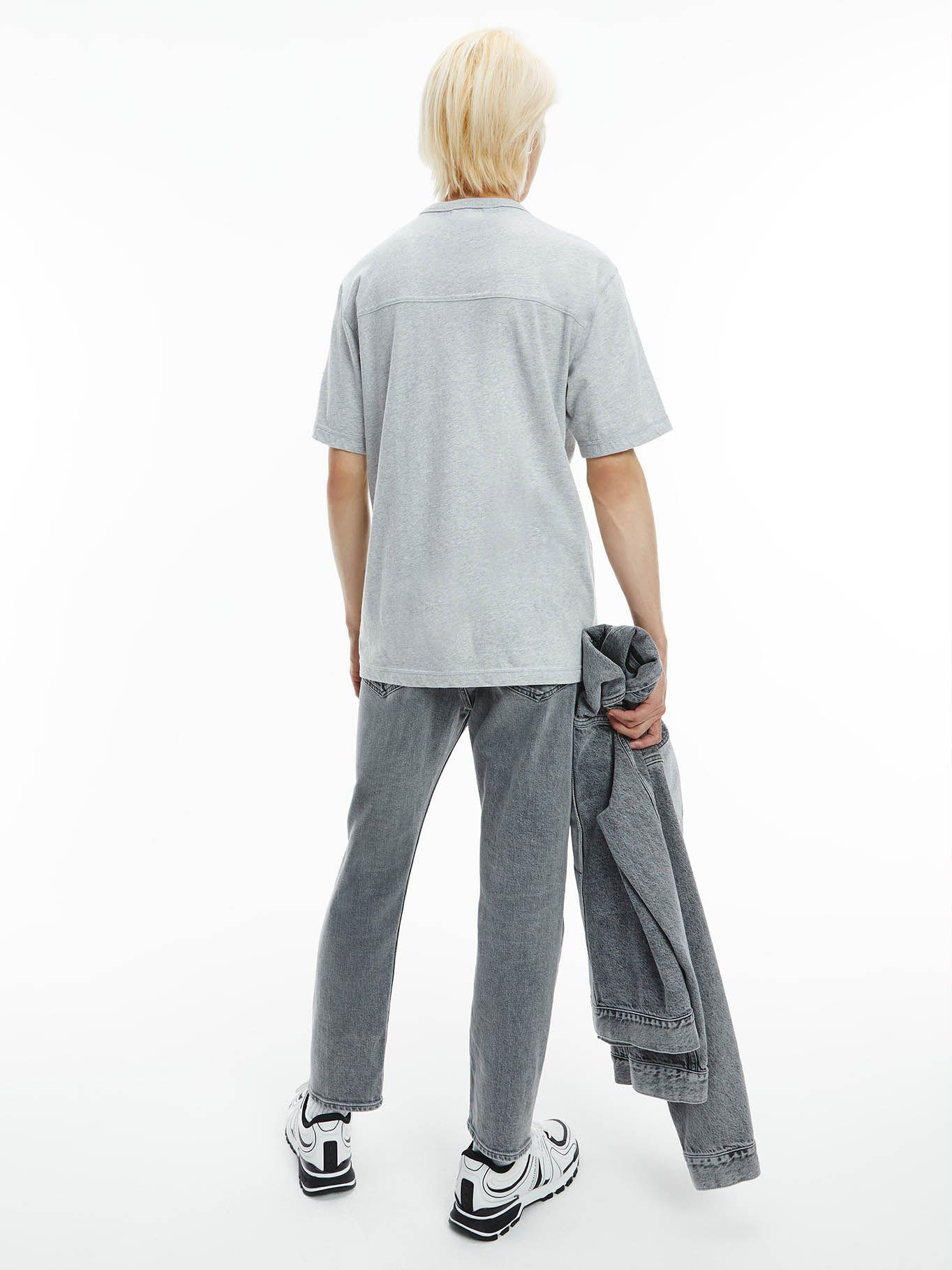 Polera Badge Gris Calvin Klein-2