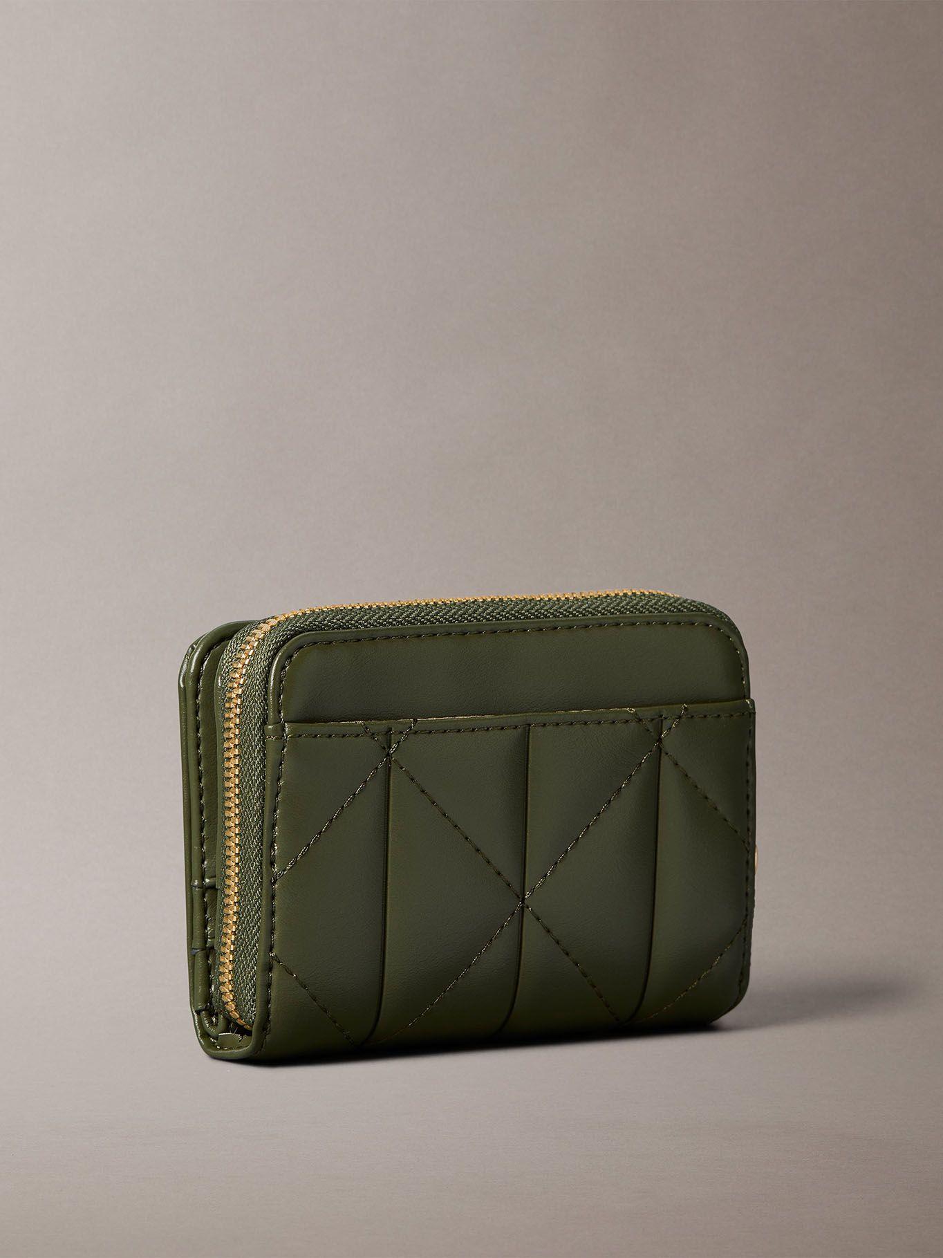 Billetera Acolchada Alrededor VerCalvin Klein-0
