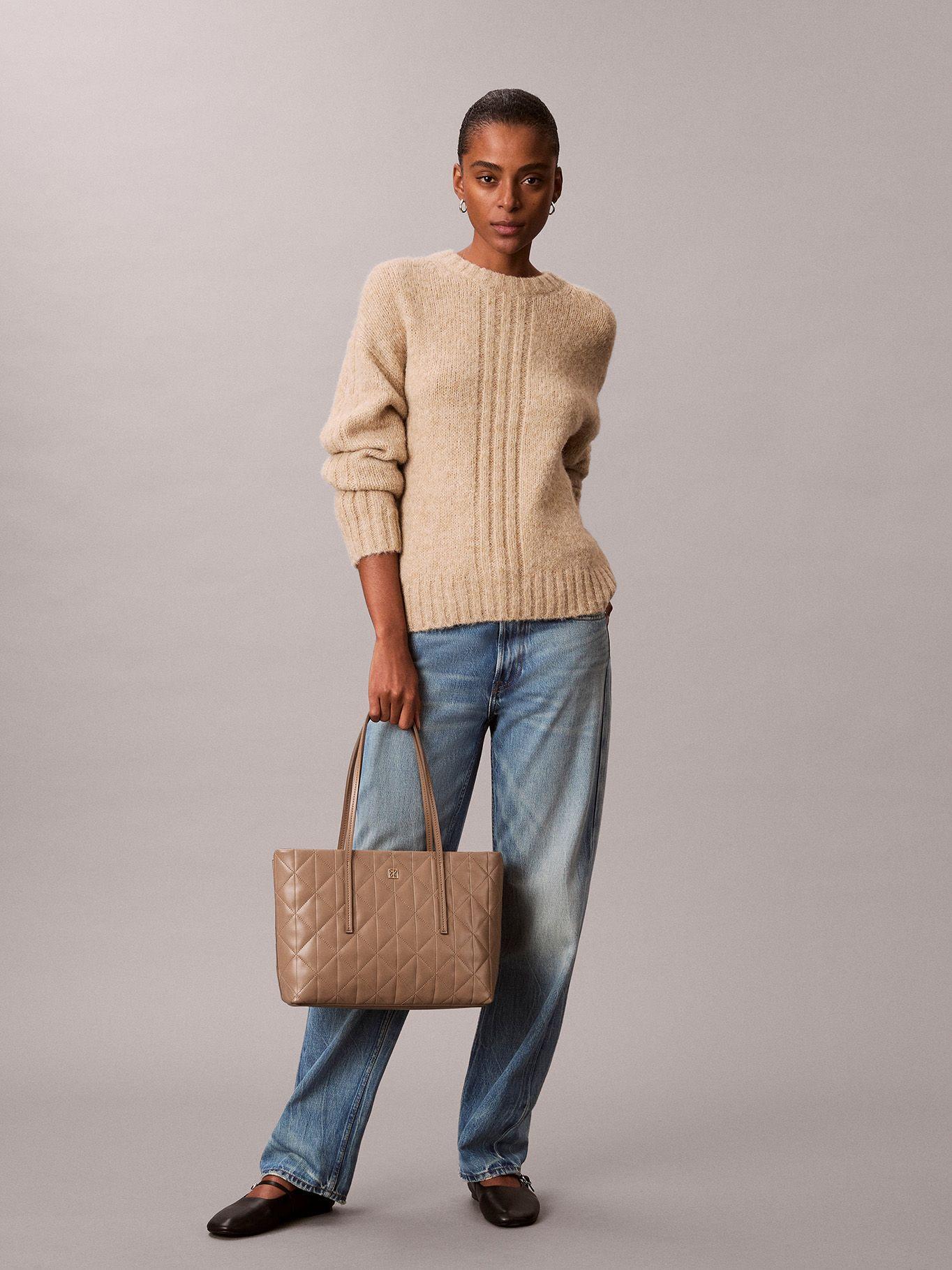 Cartera Tote Pequeña Acolchada Beige Calvin Klein-4