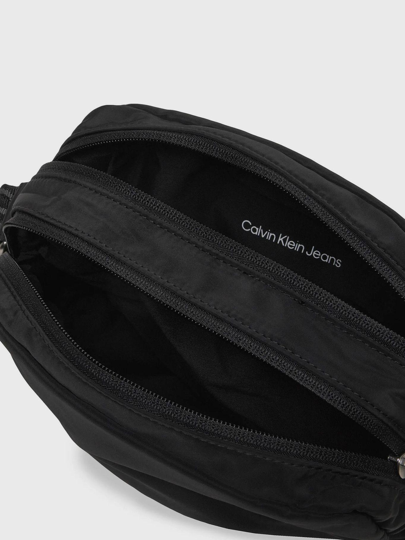 Bandolera Ultralight Negro Calvin Klein-2