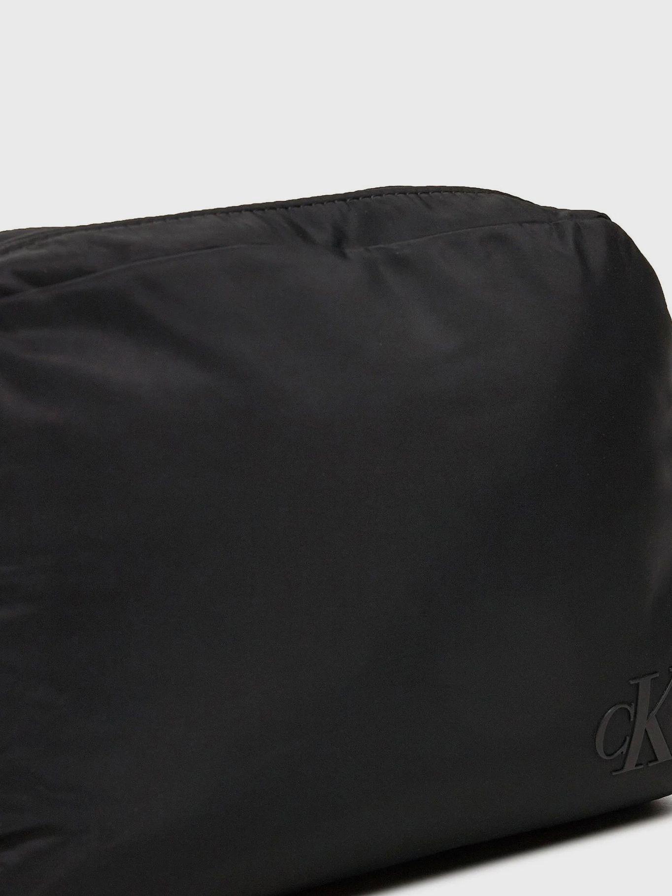 Bandolera Ultralight Negro Calvin Klein-3