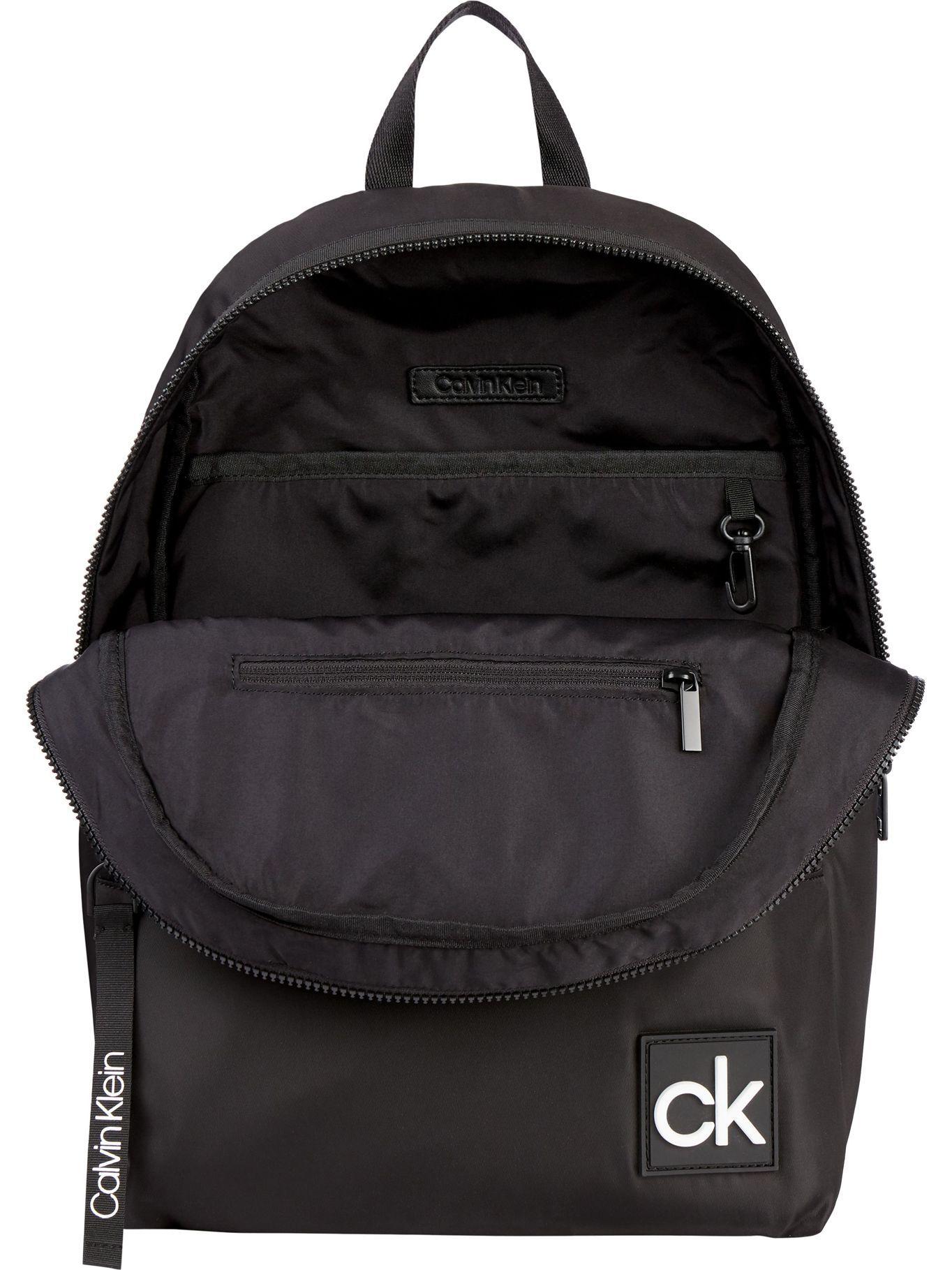 Mochila Essential Negro Calvin Klein-2