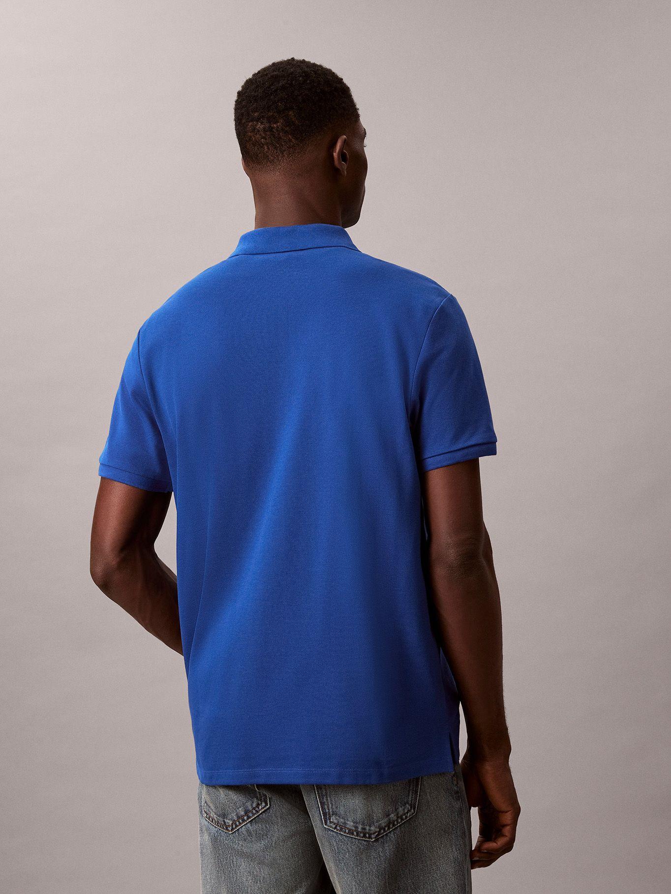 Polo y Monograma Azul Calvin Klein-2