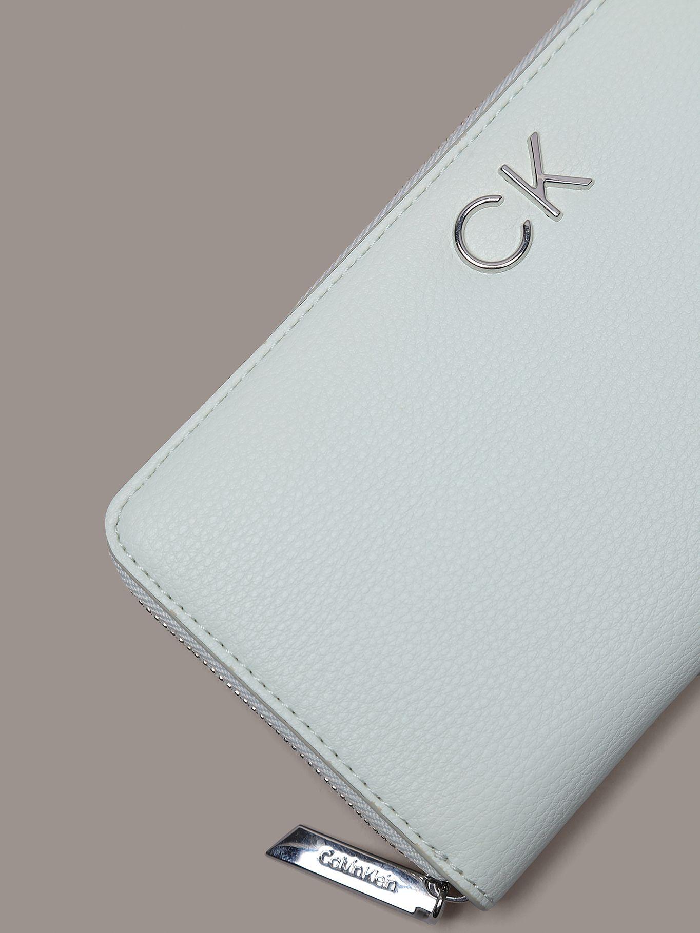 Billetera Ck Daily Verde Calvin Klein-2