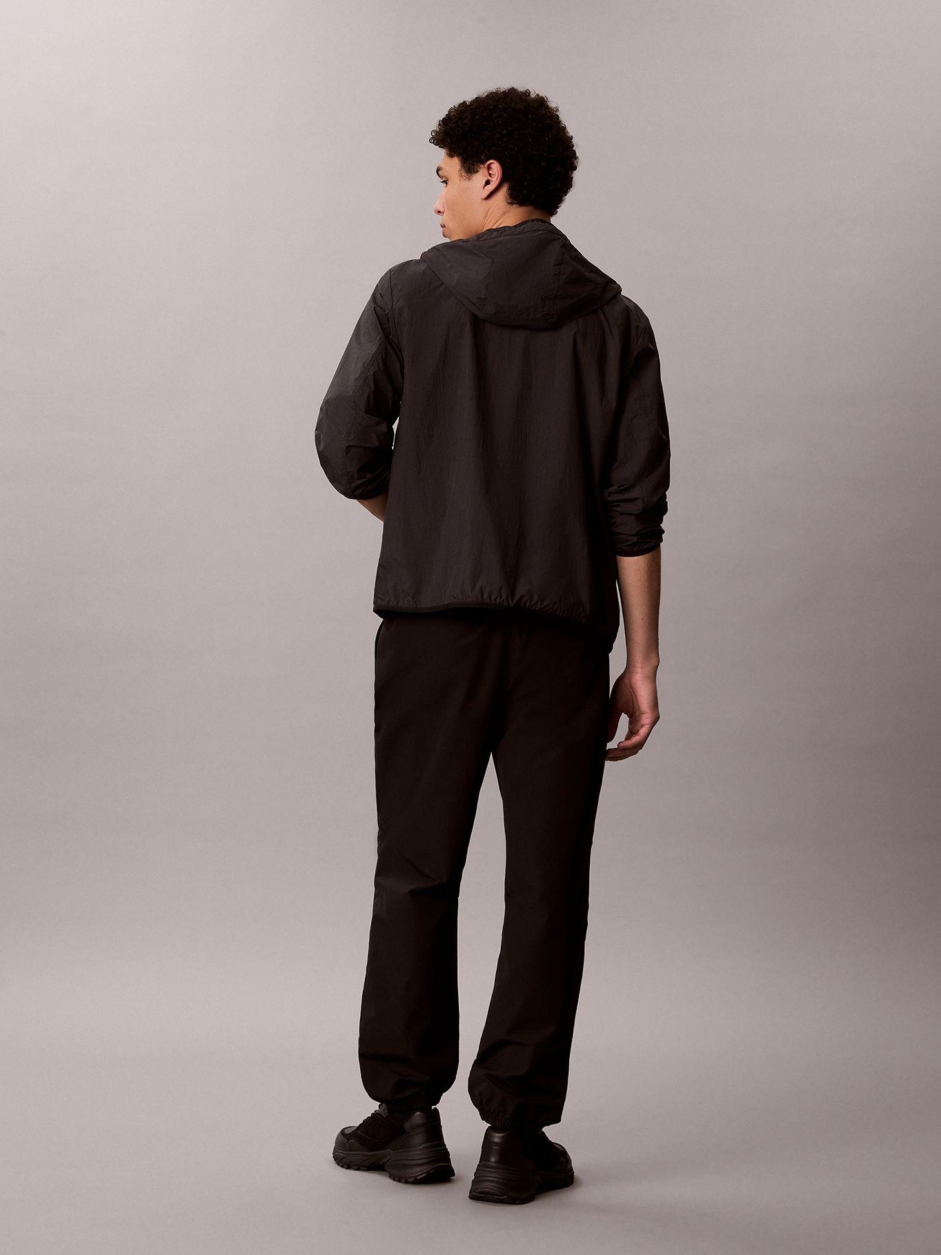 Pantalón Tipo Jogger Negro Calvin Klein-1