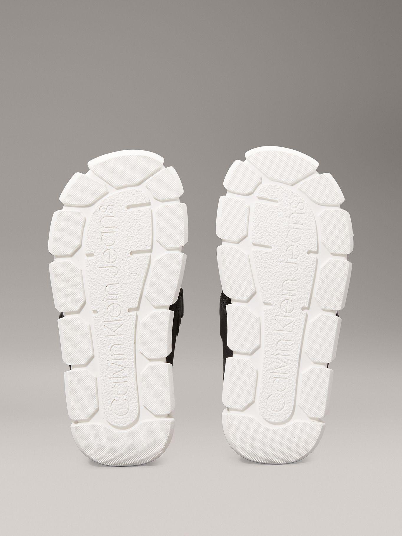 Sandalias Niño con Doble Velcro Negro Calvin Klein-3