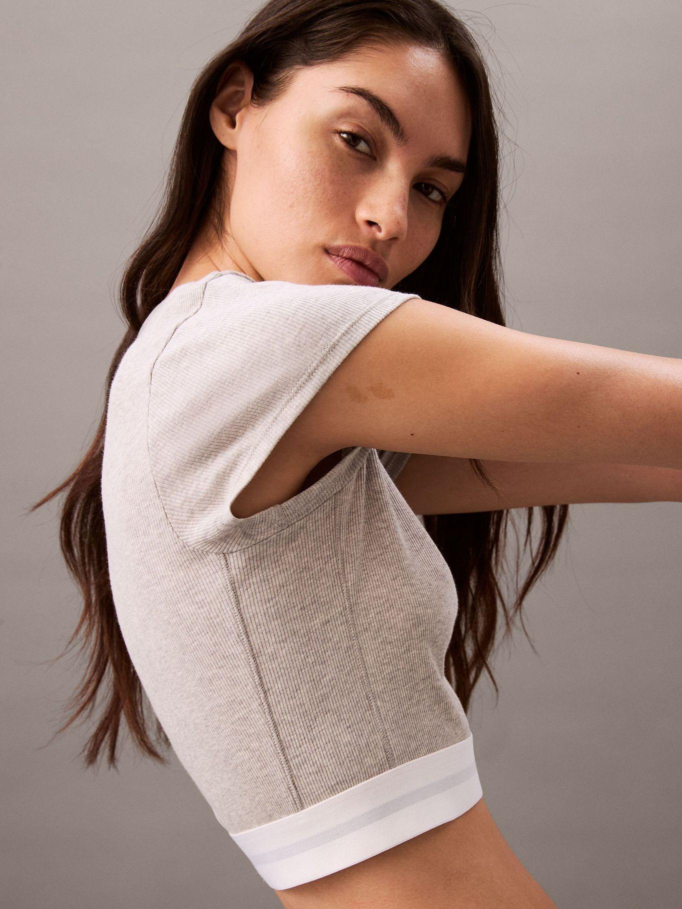 Polera de Pijama Rib Crop Gris Calvin Klein-4