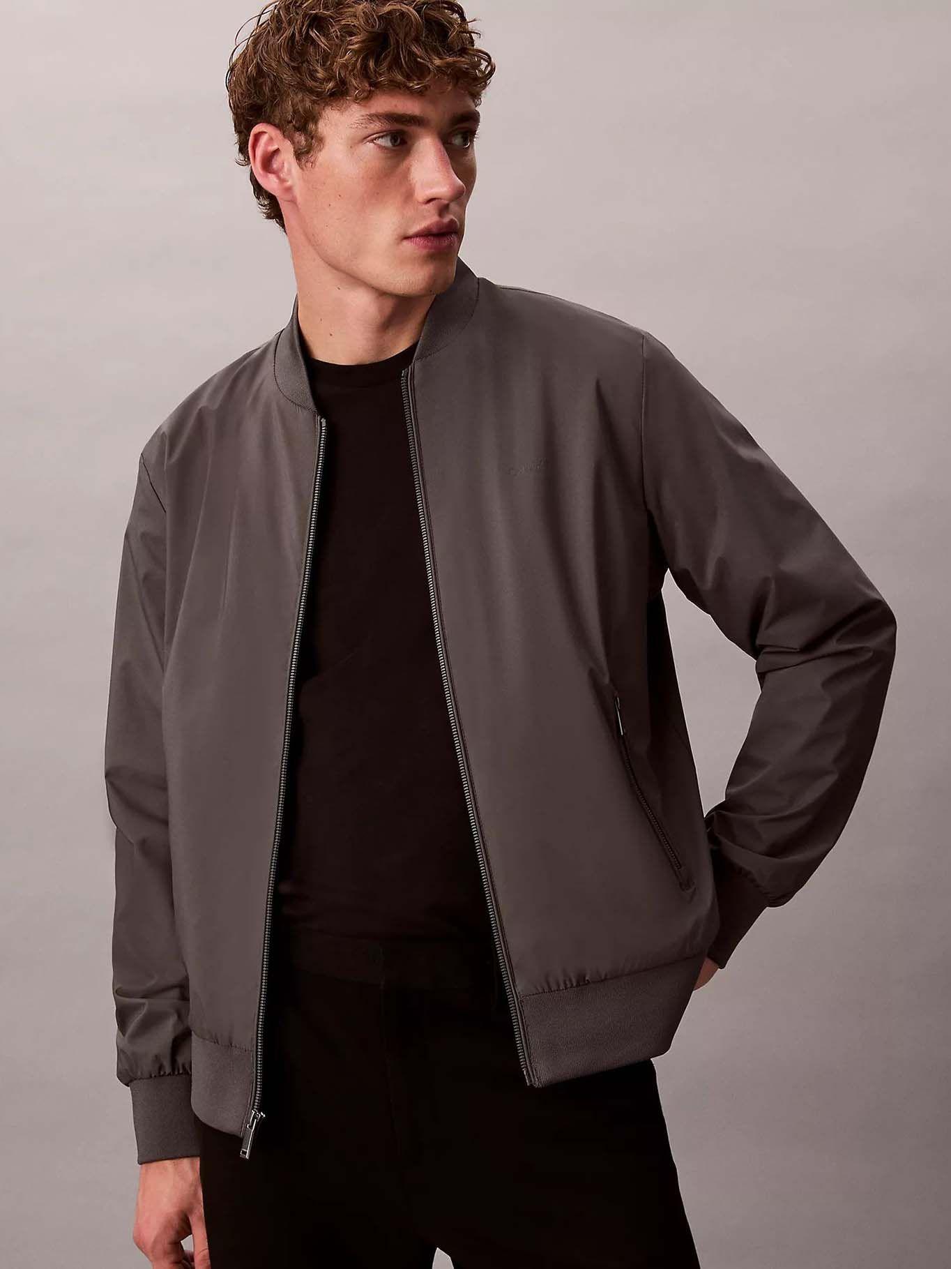Chaqueta Matte Bomber Gris Calvin Klein-3
