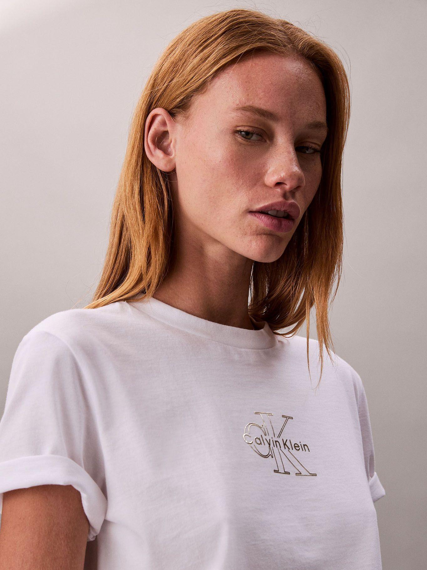 Polera Classic Foil Monologo Blanco Calvin Klein-4
