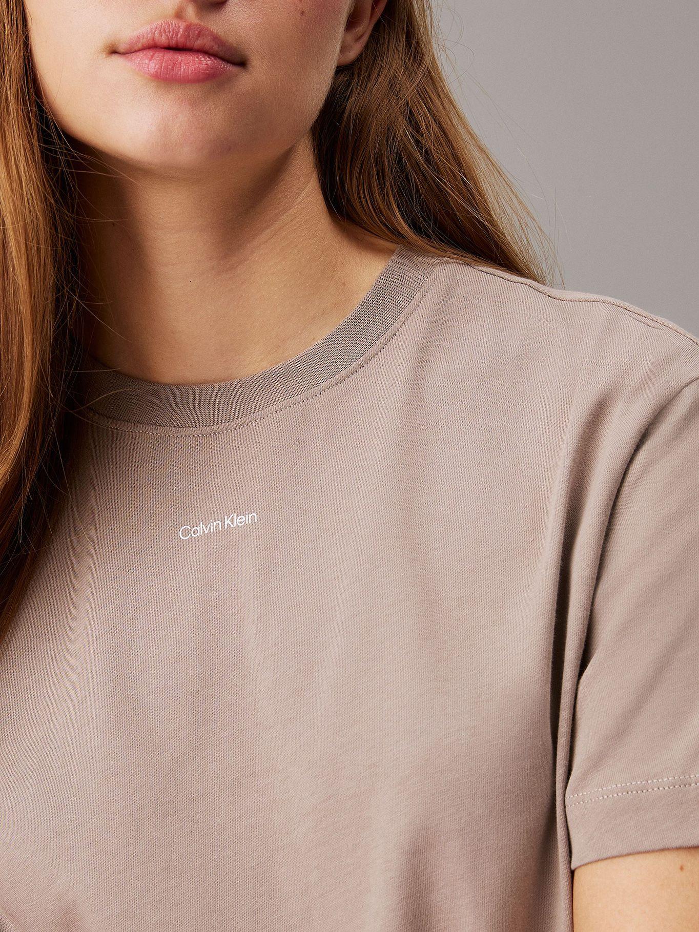 Polera Nano Logo Regular Beige Calvin Klein-3