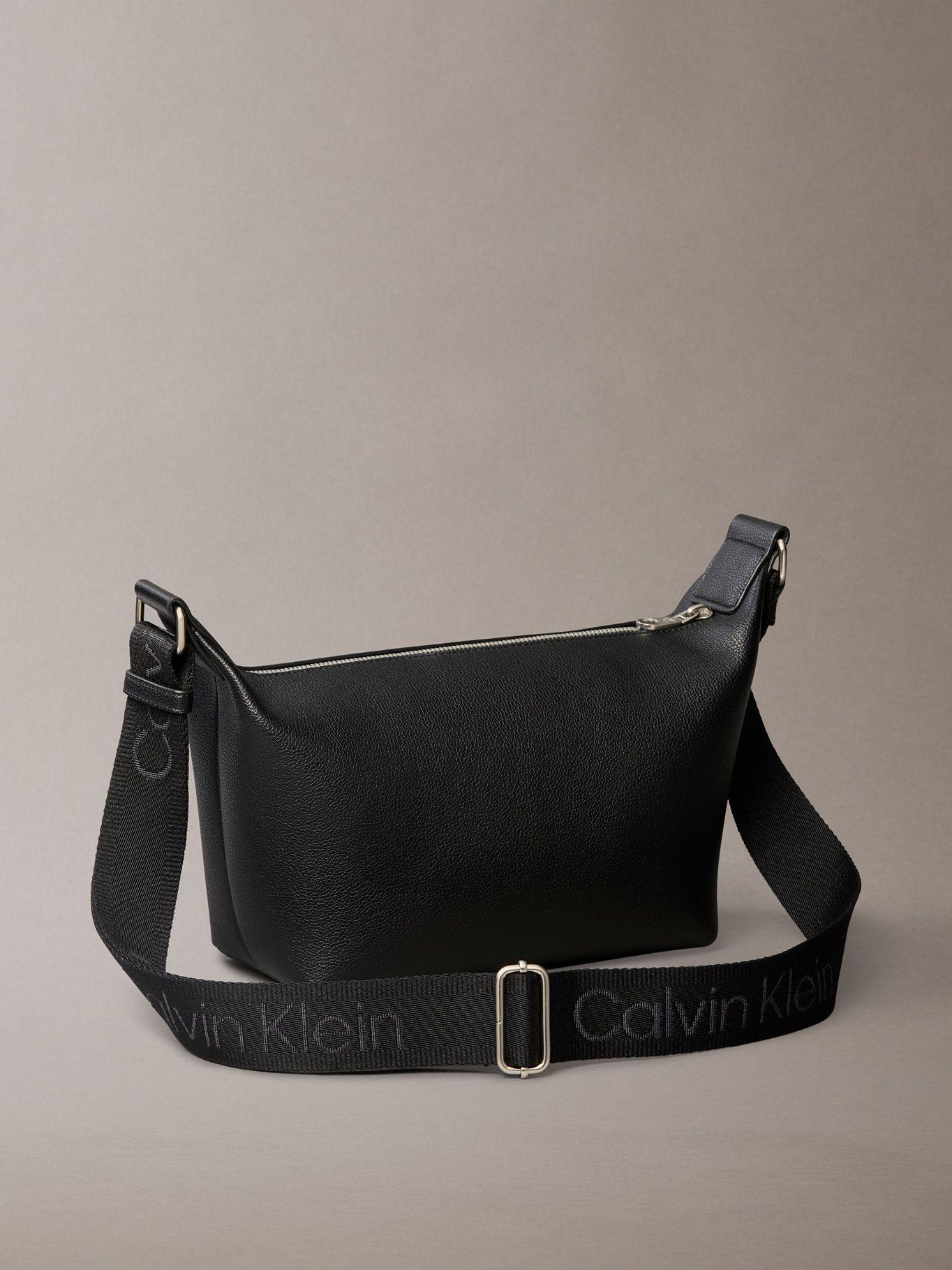 Cartera de Hombro Ultra Light Negro Calvin Klein-2