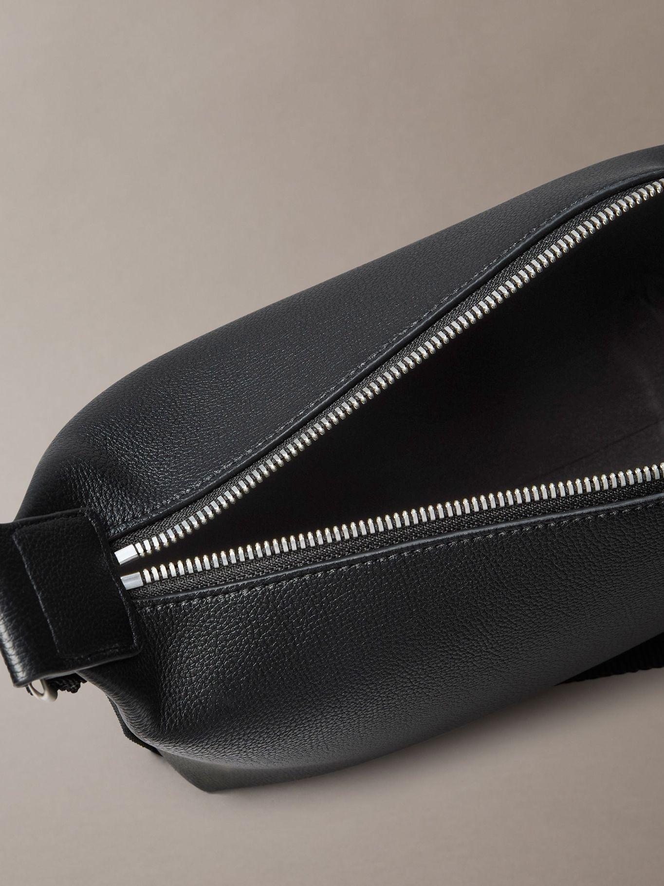 Cartera de Hombro Ultra Light Negro Calvin Klein-4