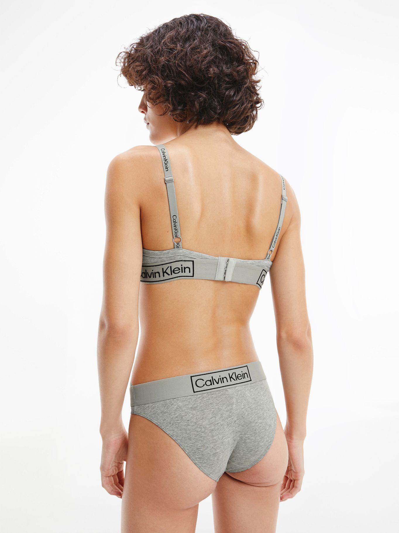 Calzón Bikini Reimagined Heritage Gris Calvin Klein-3