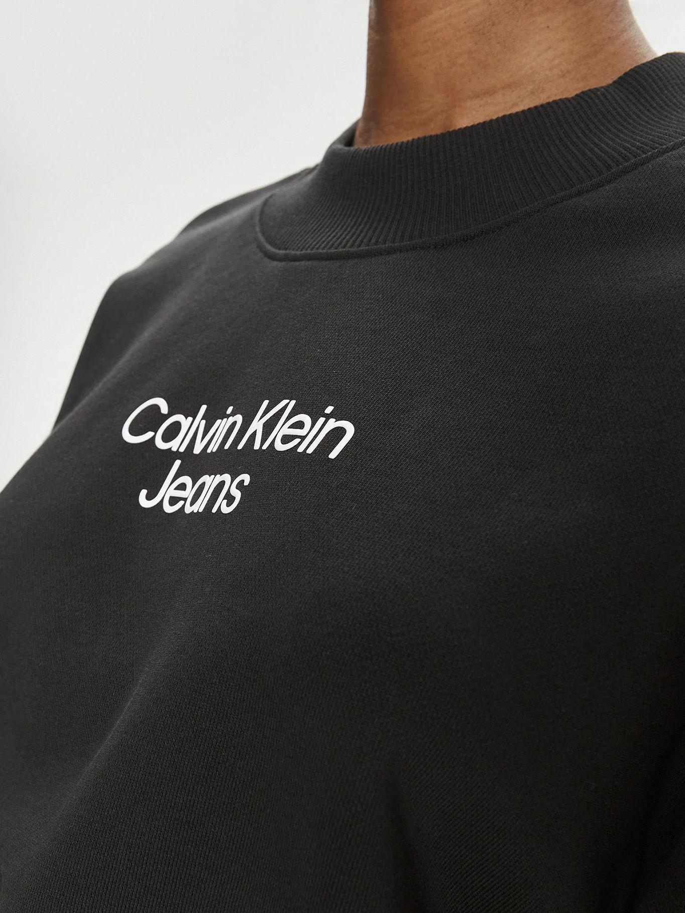 Polerón Stacked Institutional Crew Negro Calvin Klein-4