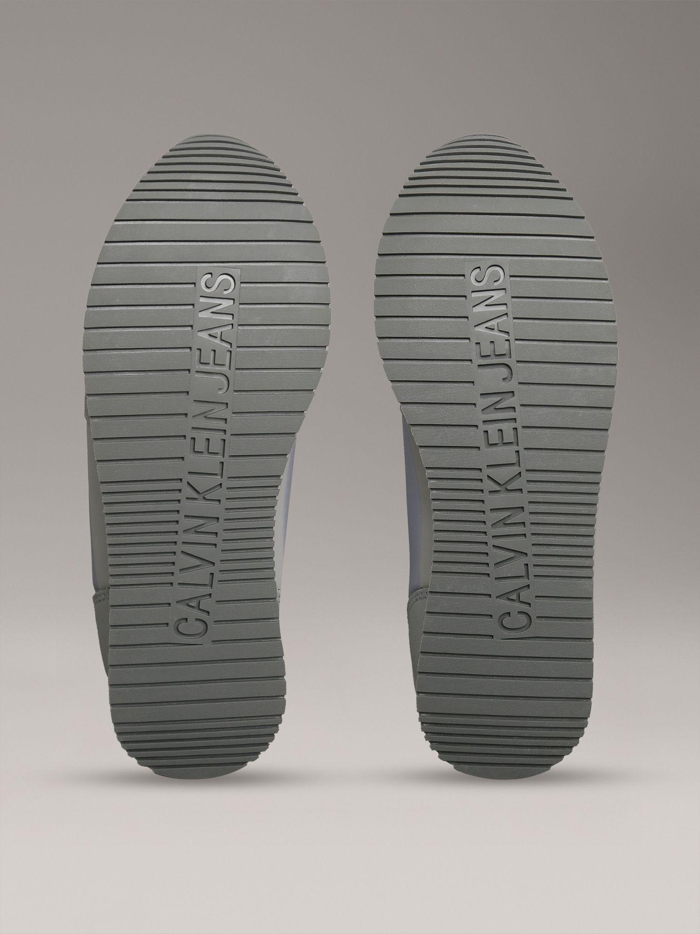 Zapatillas Retro Runner Sock Gris Calvin Klein-3