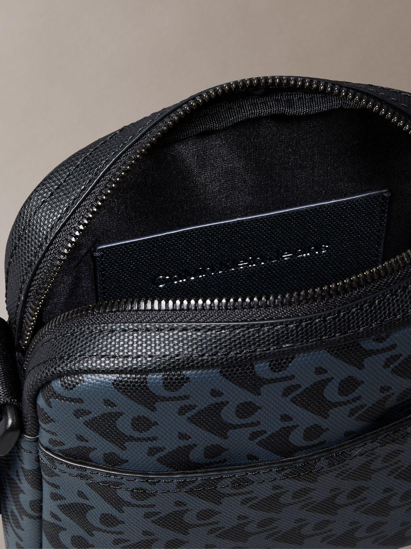 Bolso Bandolera Matte Negro Calvin Klein-2