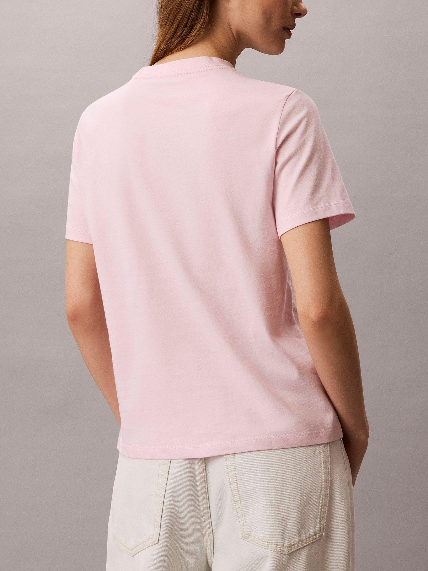 Polera Clásica con Logo Rosado Calvin Klein-2