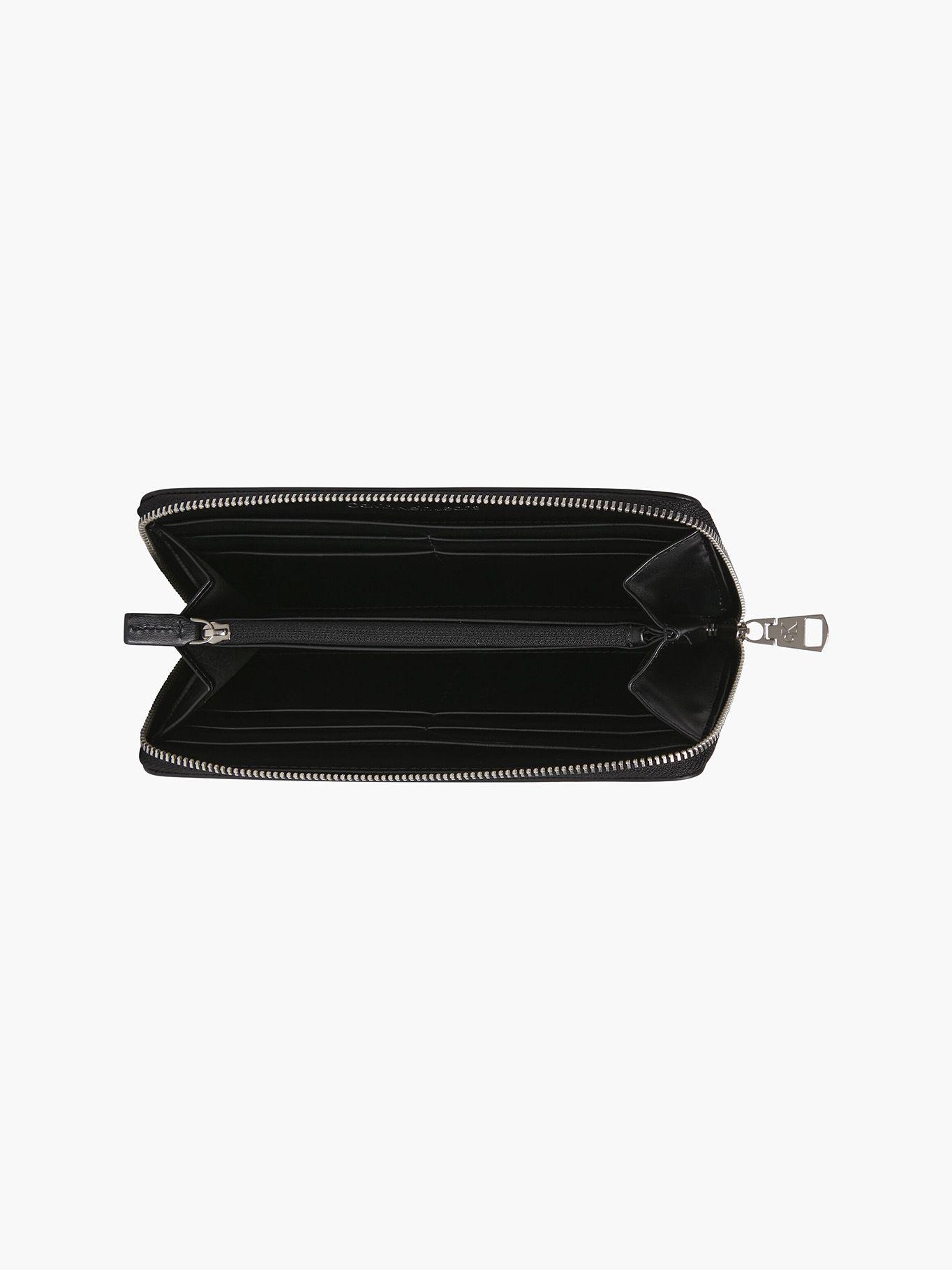 Cartera Sleek Zip Around Negro Calvin Klein-1