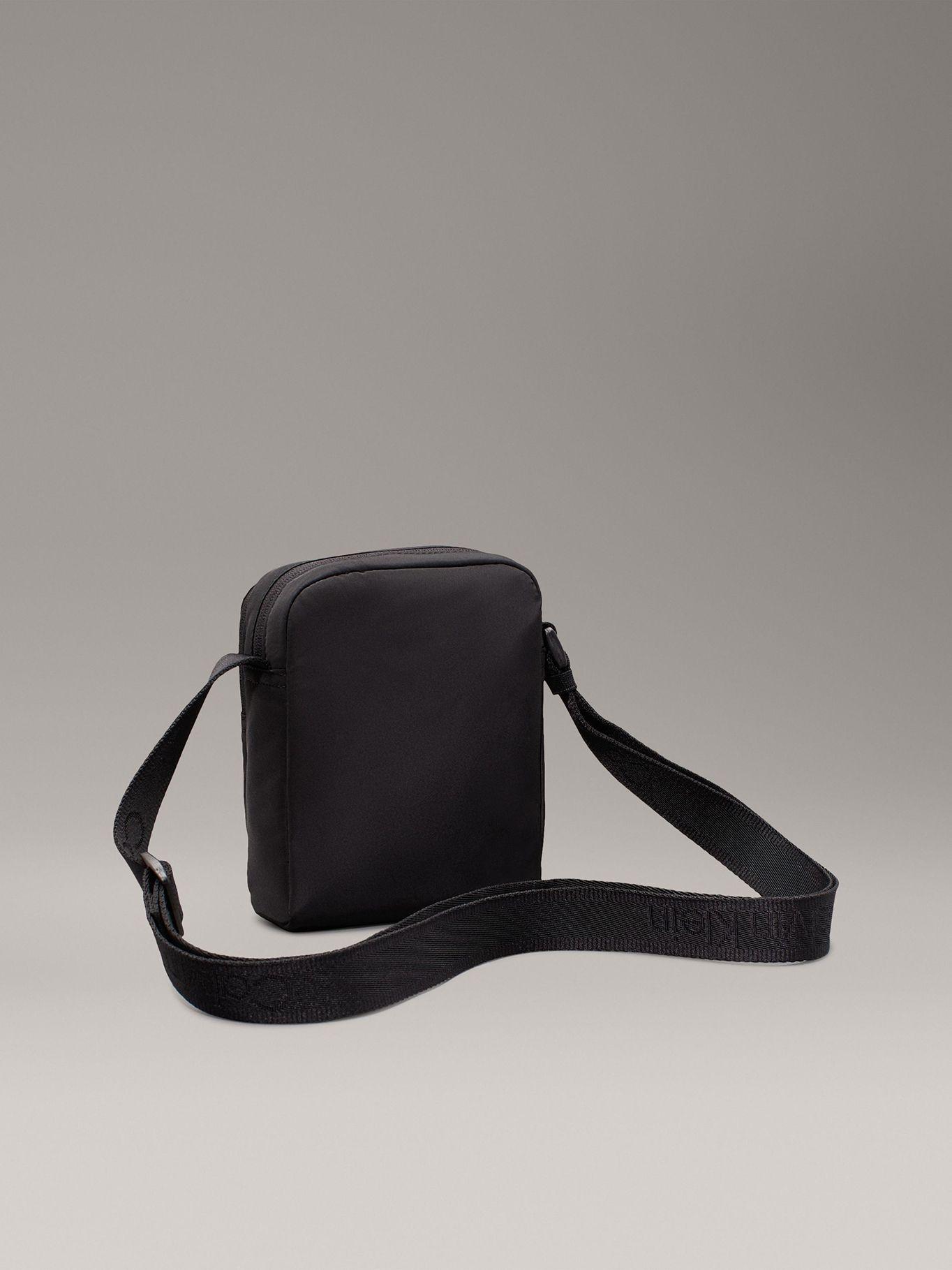 Bolso Reporter Over Webbing Mono Negro Calvin Klein-4