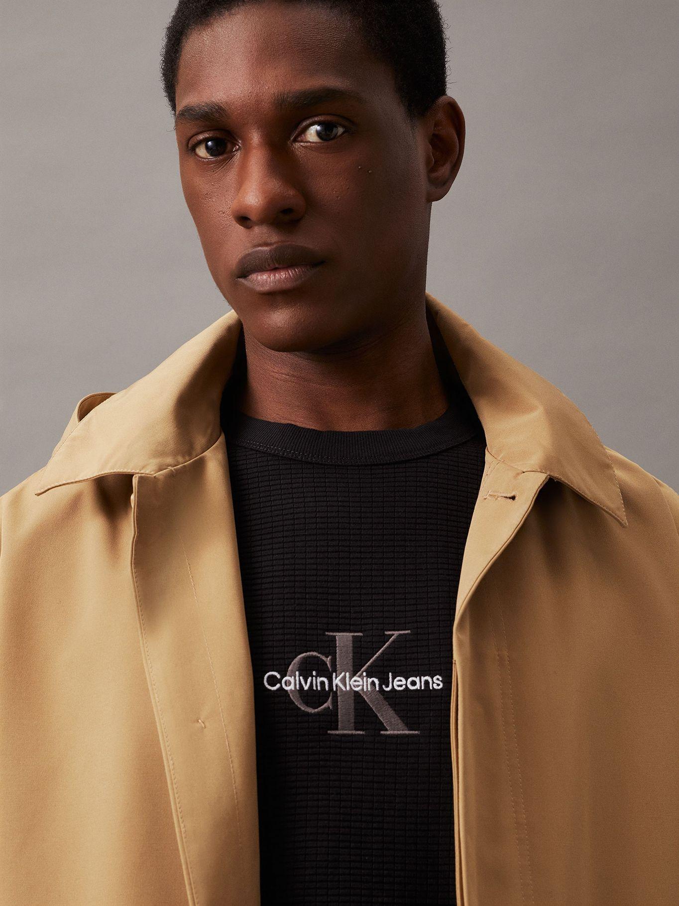 Polera City Grid Negro Calvin Klein-3