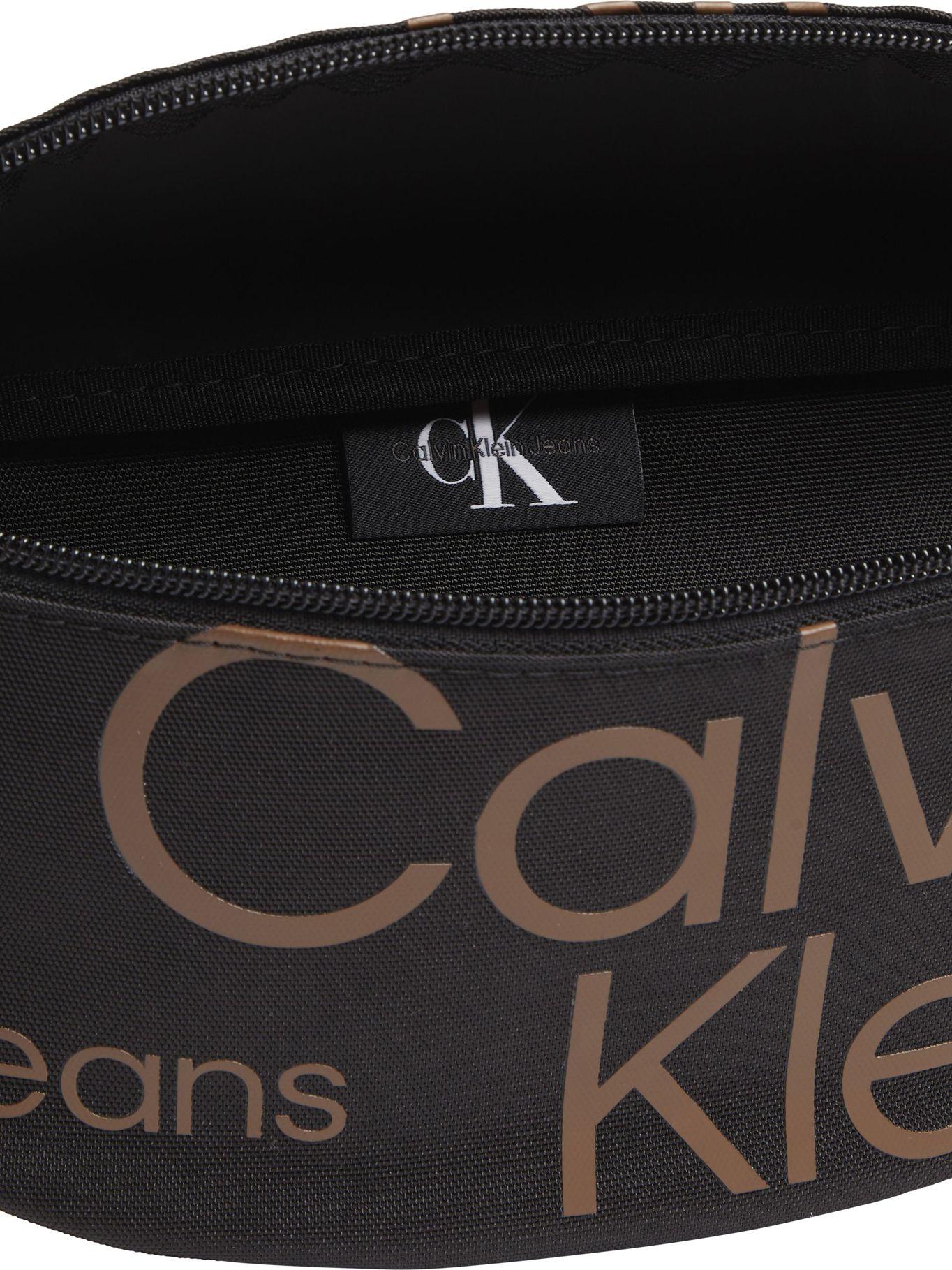 Cartera Sport Essentials 826 Negro Calvin Klein-2