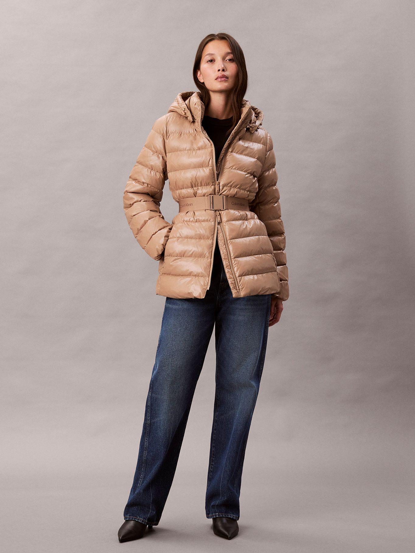 Parka Puffer Plumas Ligera Cinturón Marrón Calvin Klein-1