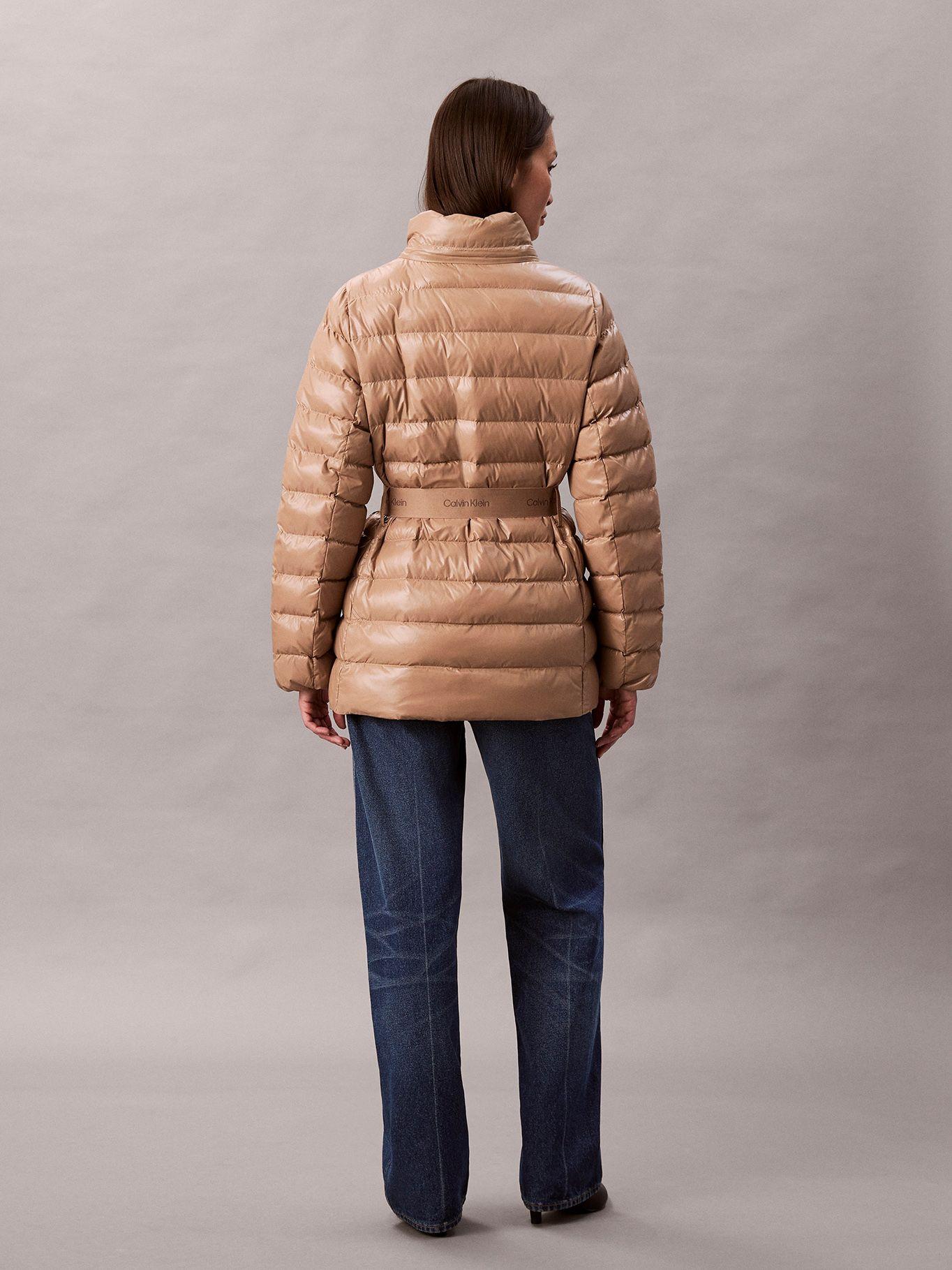Parka Puffer Plumas Ligera Cinturón Marrón Calvin Klein-2