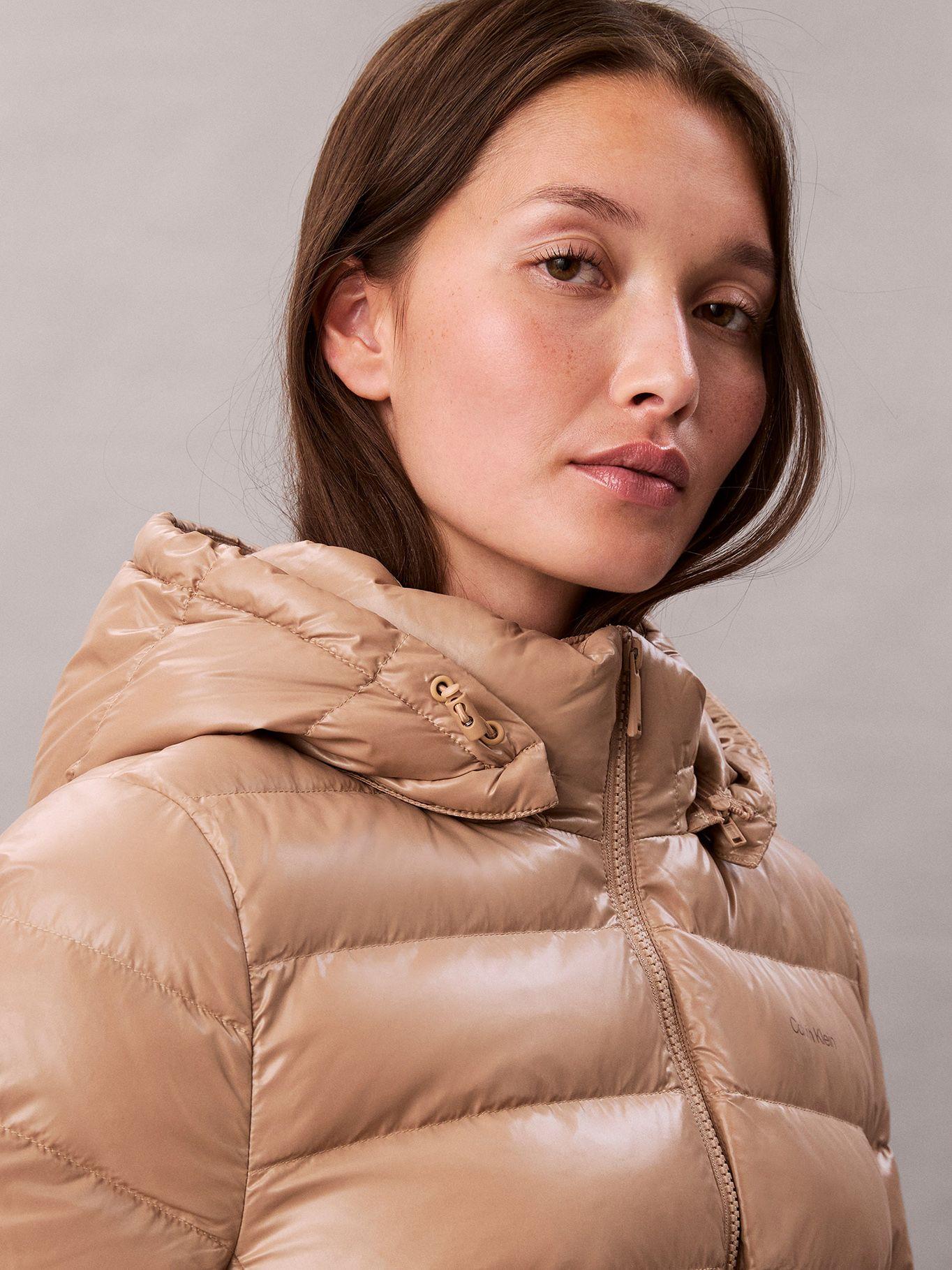 Parka Puffer Plumas Ligera Cinturón Marrón Calvin Klein-5