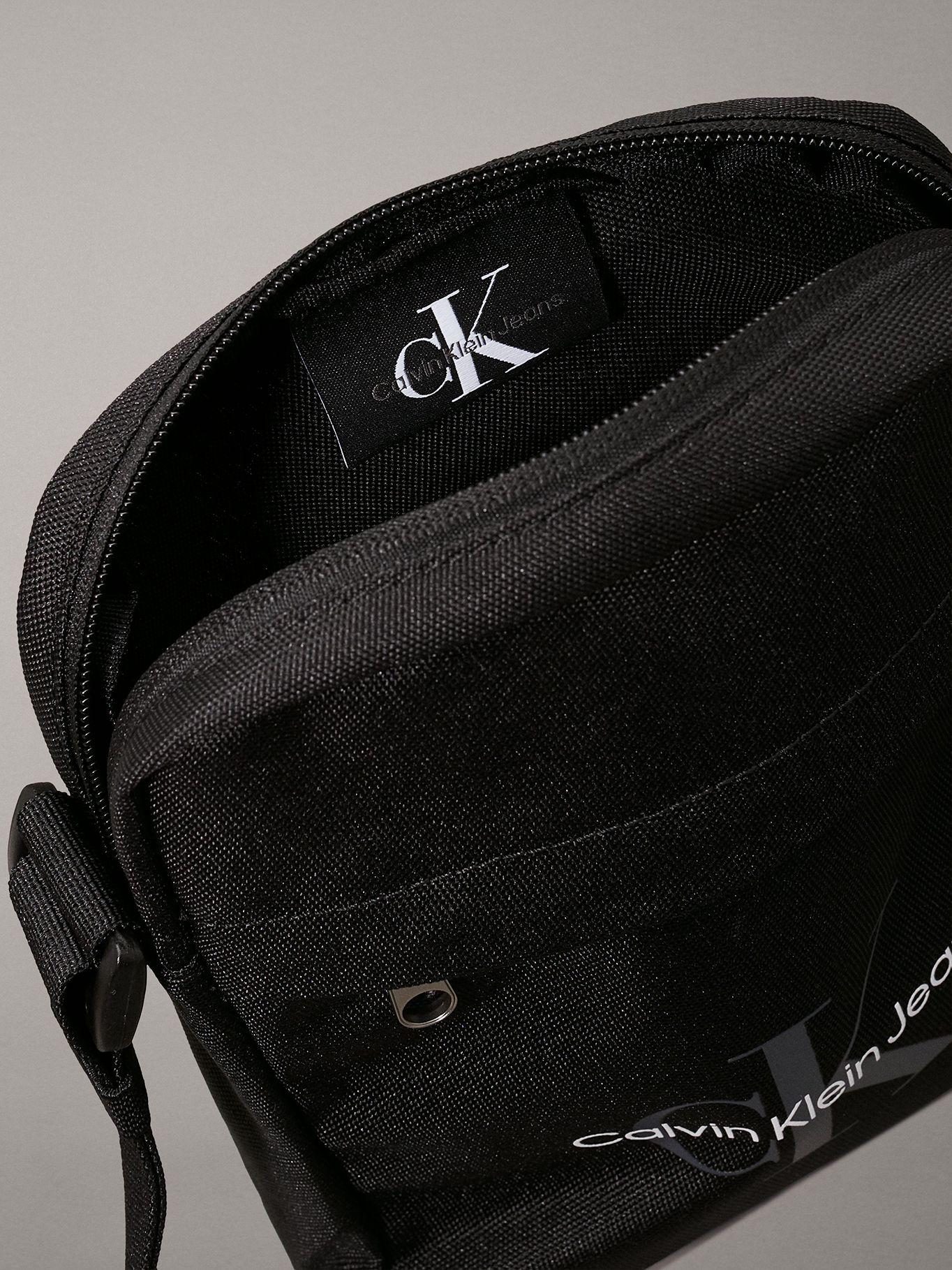 Bolso Reporter Sport Essentials Mono Negro Calvin Klein-2