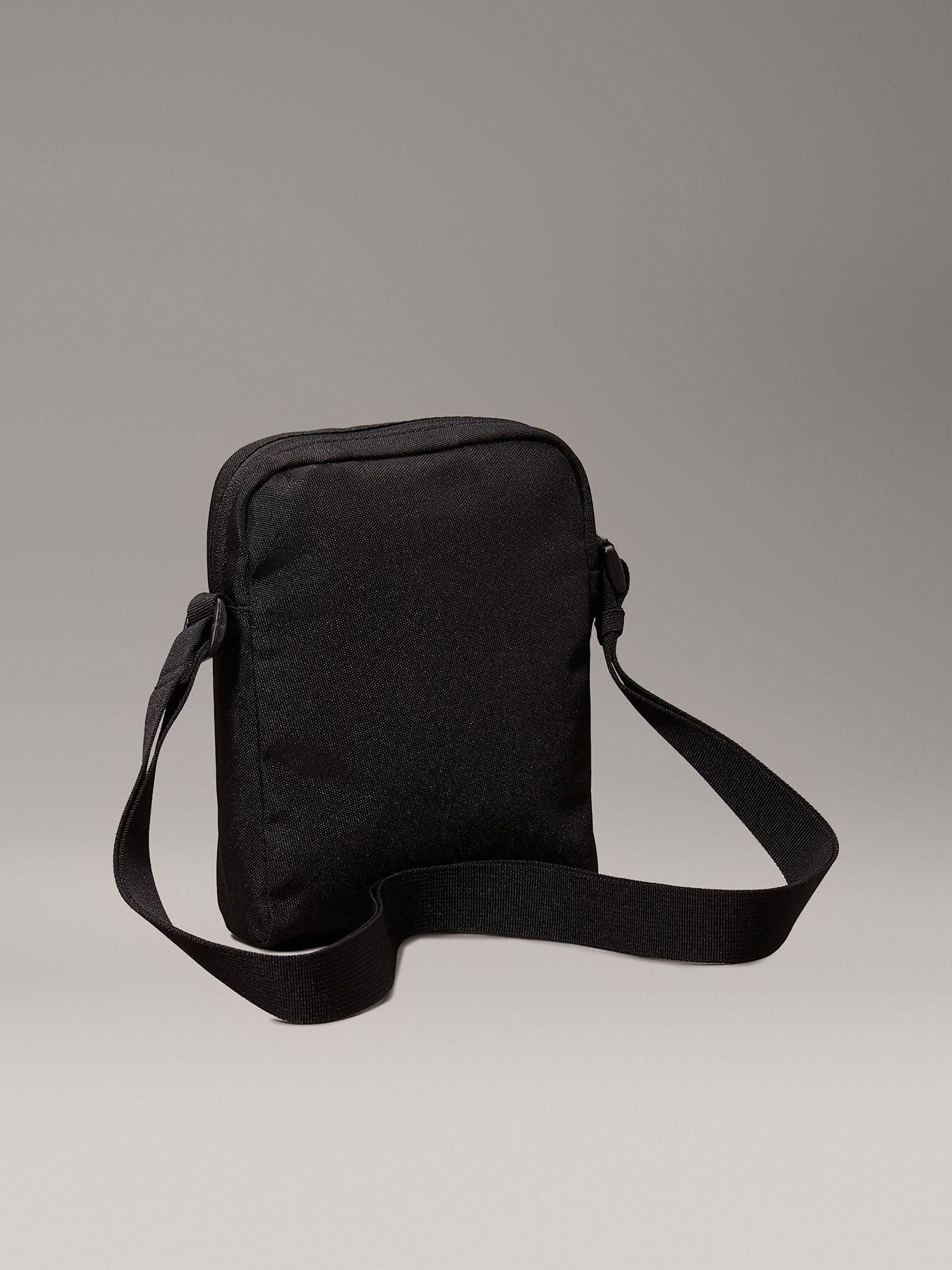 Bolso Reporter Sport Essentials Mono Negro Calvin Klein-4