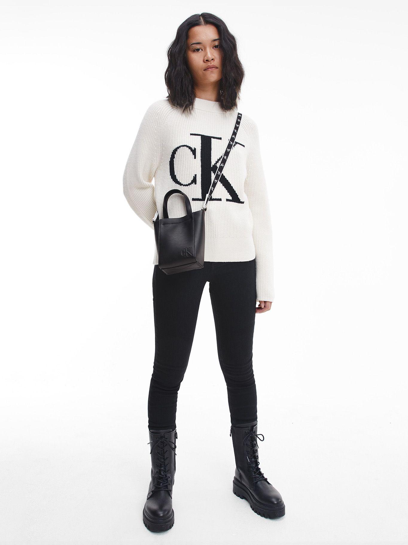 Cartera Ultralight 080 Negro Calvin Klein-4