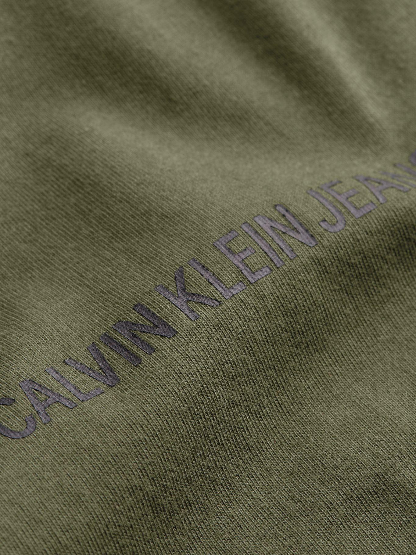 Polera Institutional Chest Verde Calvin Klein-1