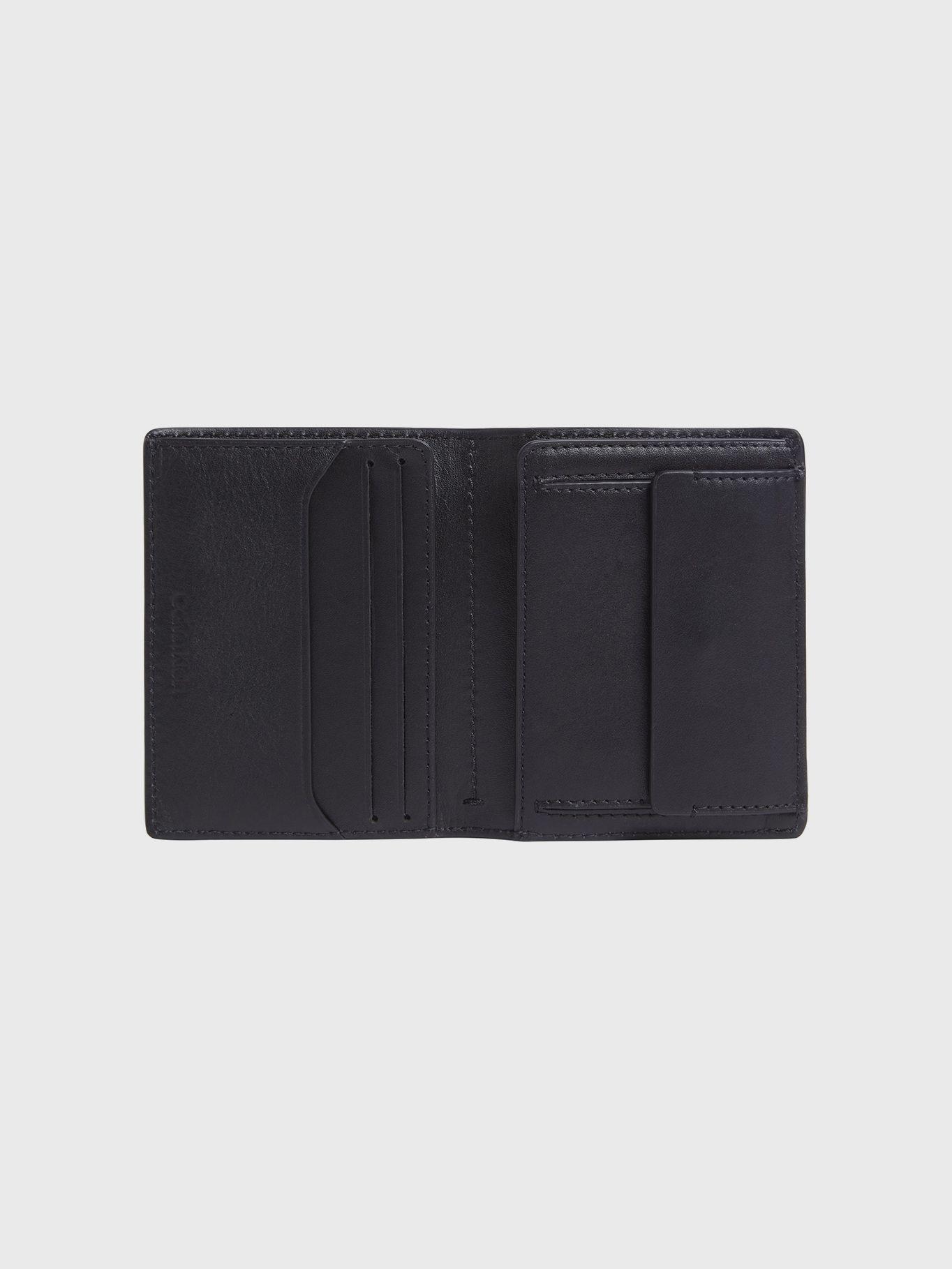 Billetera Ck Sleek Bifold 7Cc Negro Calvin Klein-2