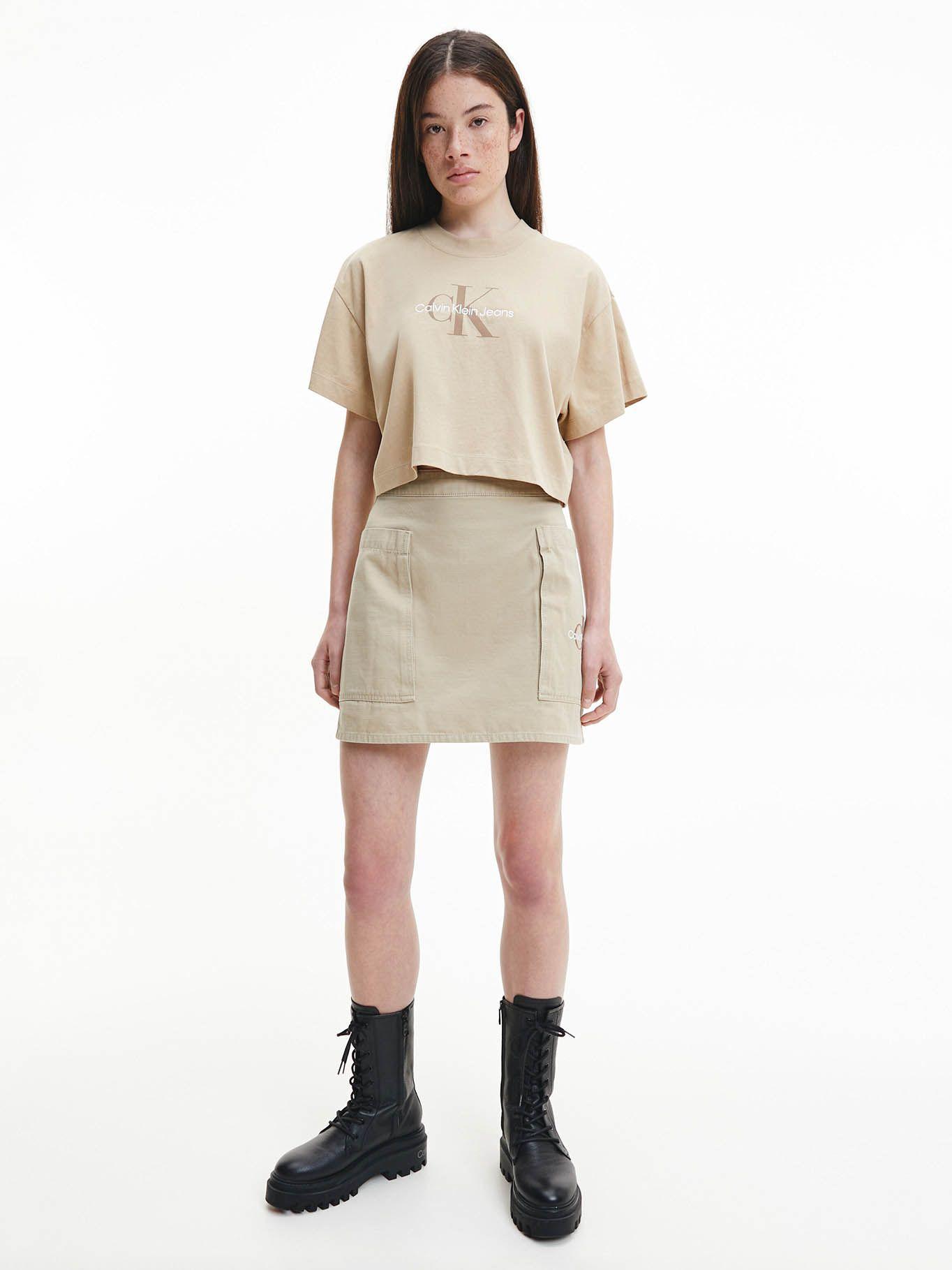 Camiseta con logo Beige Calvin Klein J20J220280-PF2-1