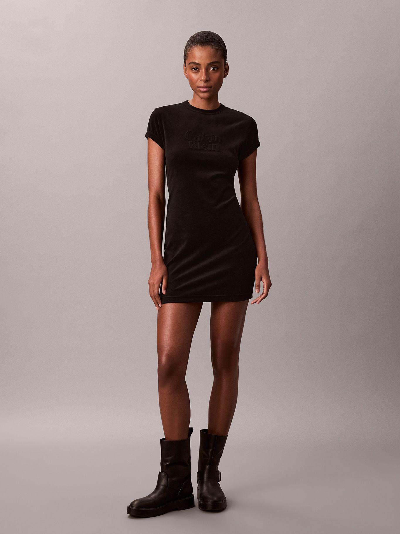 Vestido Mini de Terciopelo Negro Calvin Klein-1