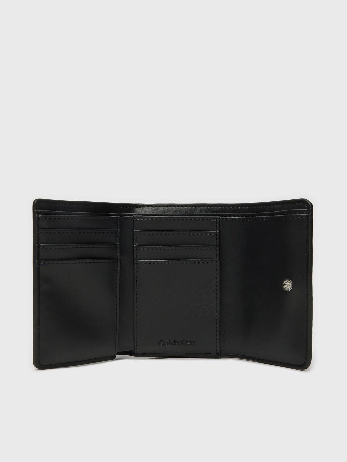 Billetera Ck Must Small Negro Calvin Klein-2
