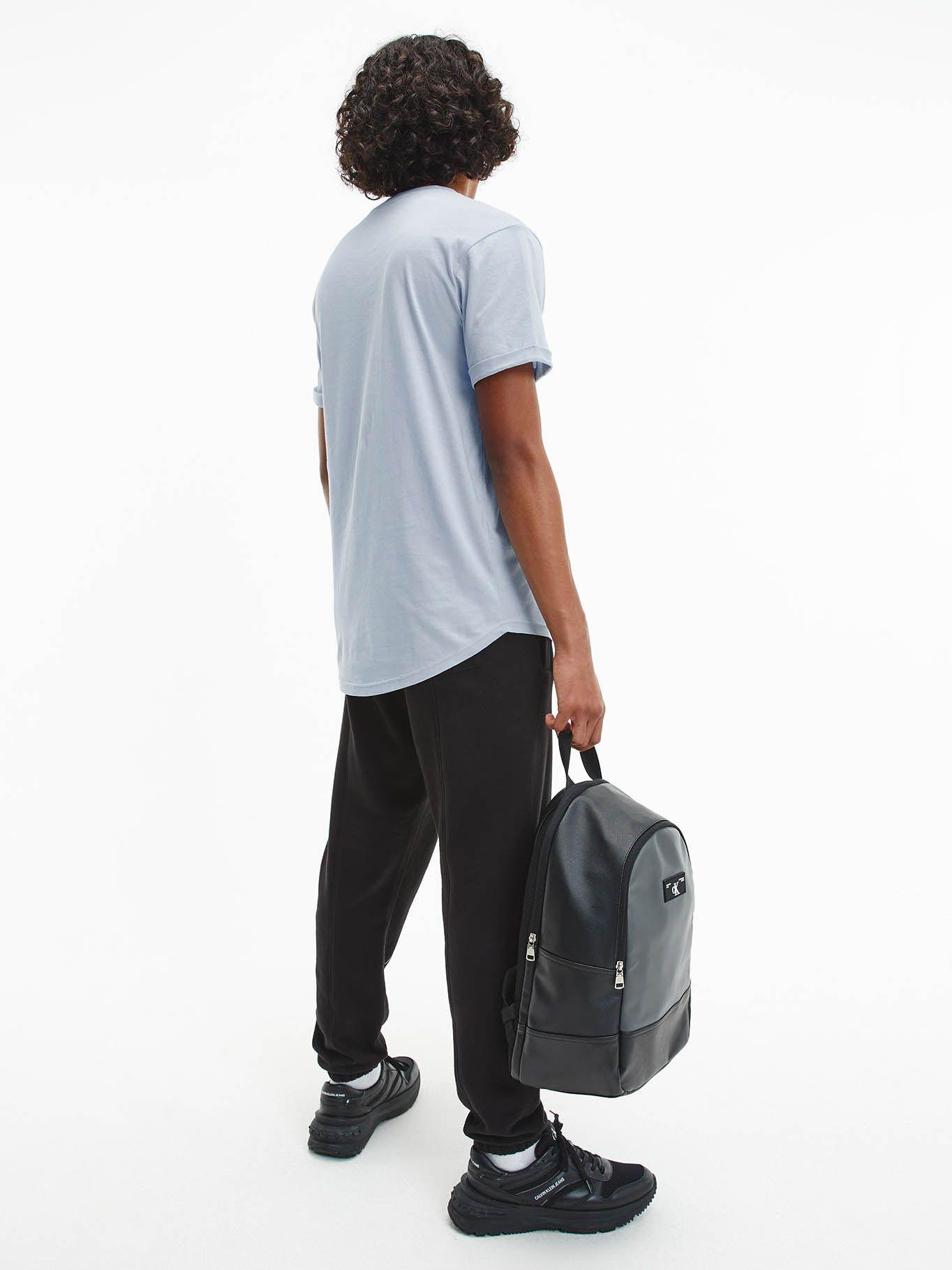 Polera Badge Turn Celeste Calvin Klein-2