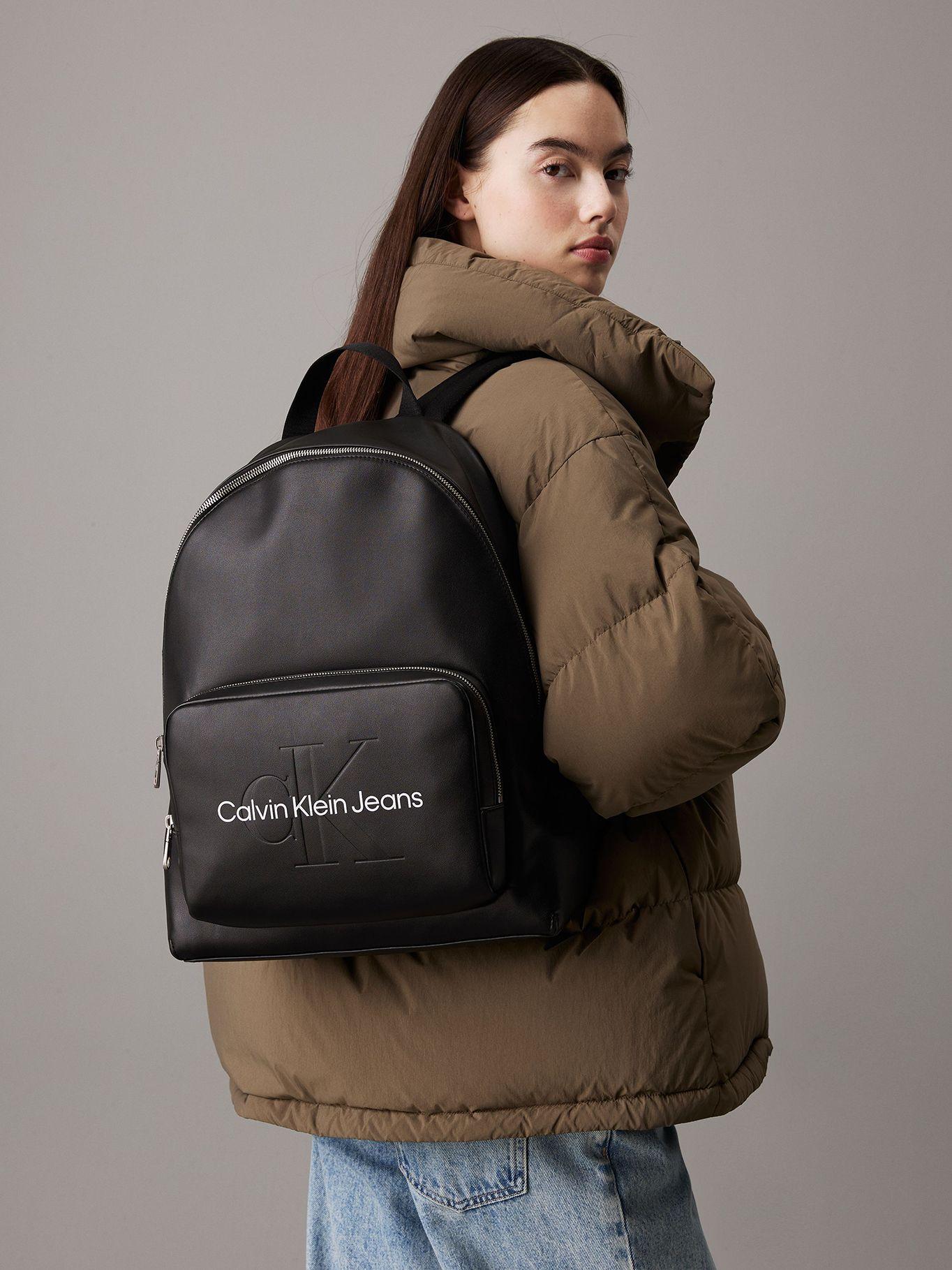 Mochilas Sculpted Campus Negro Calvin Klein-1