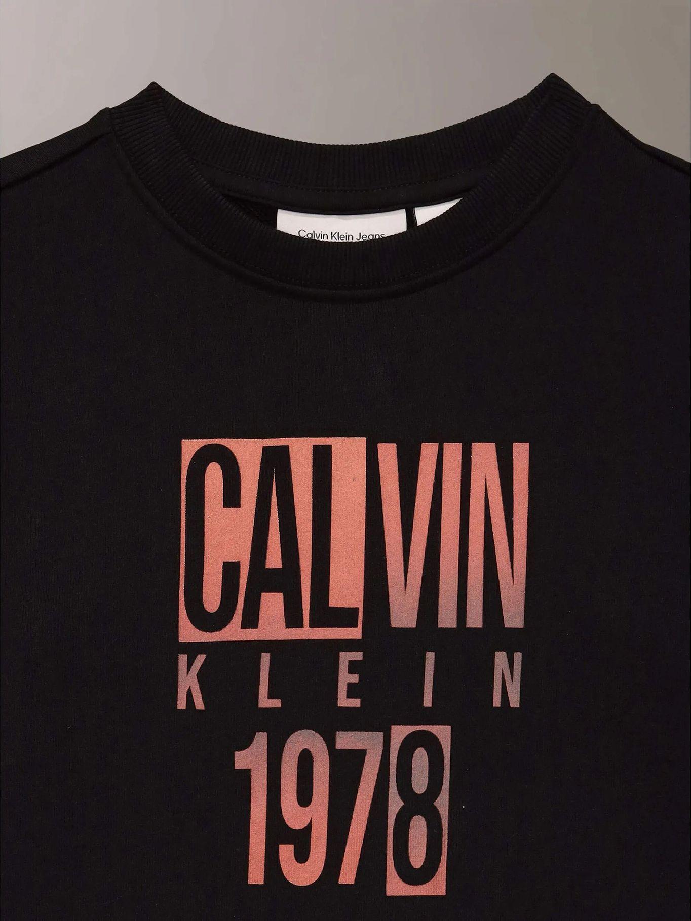 Polerón Niño Gradient Graphic Negro Calvin Klein-2
