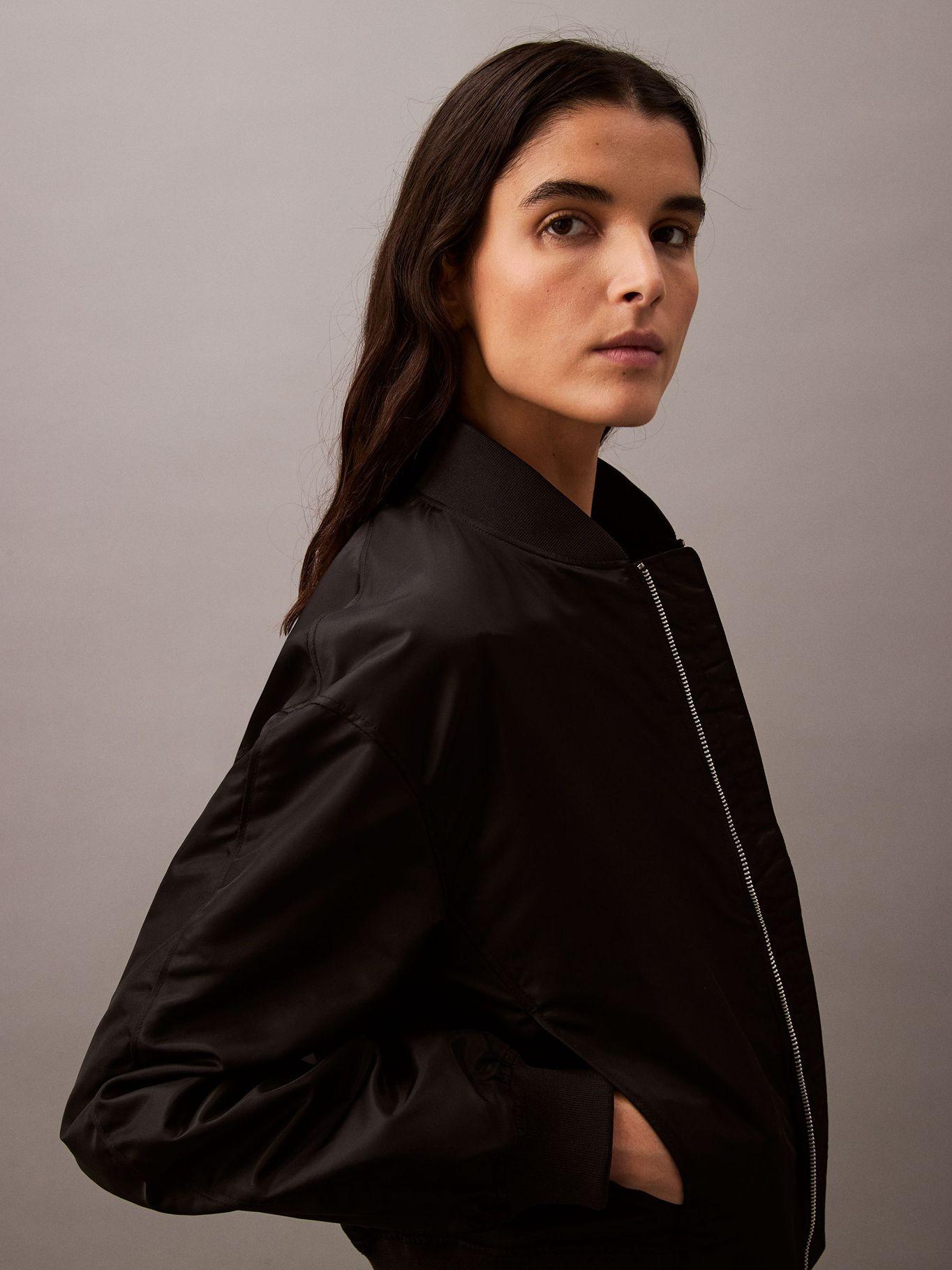 Chaqueta con Logo Hero Negro Calvin Klein-3
