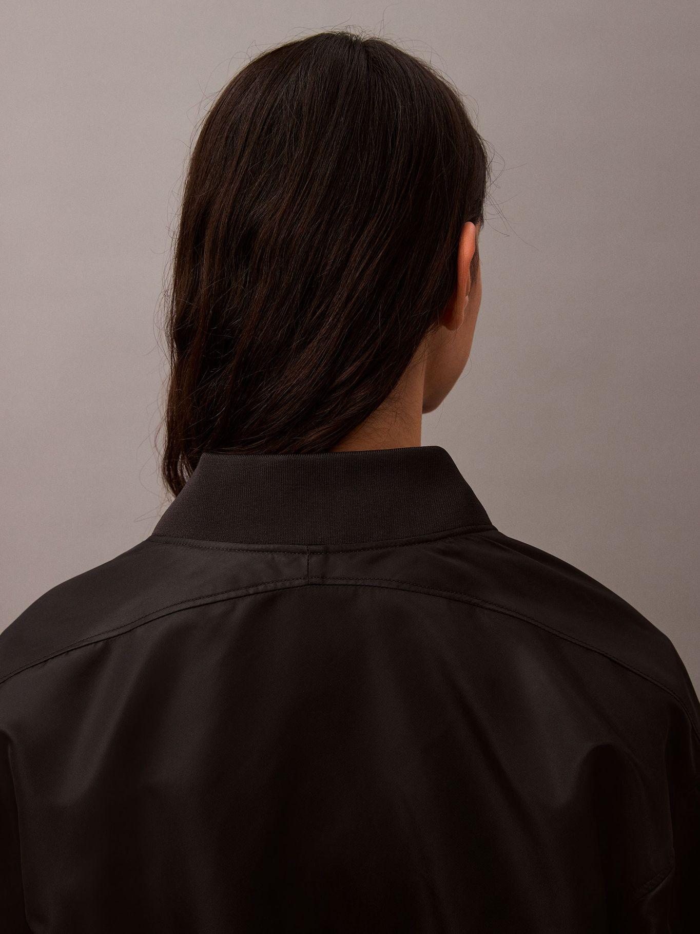 Chaqueta con Logo Hero Negro Calvin Klein-5