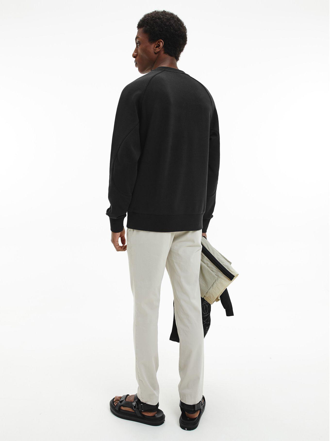 Polerón Center Logo Negro Calvin Klein-1