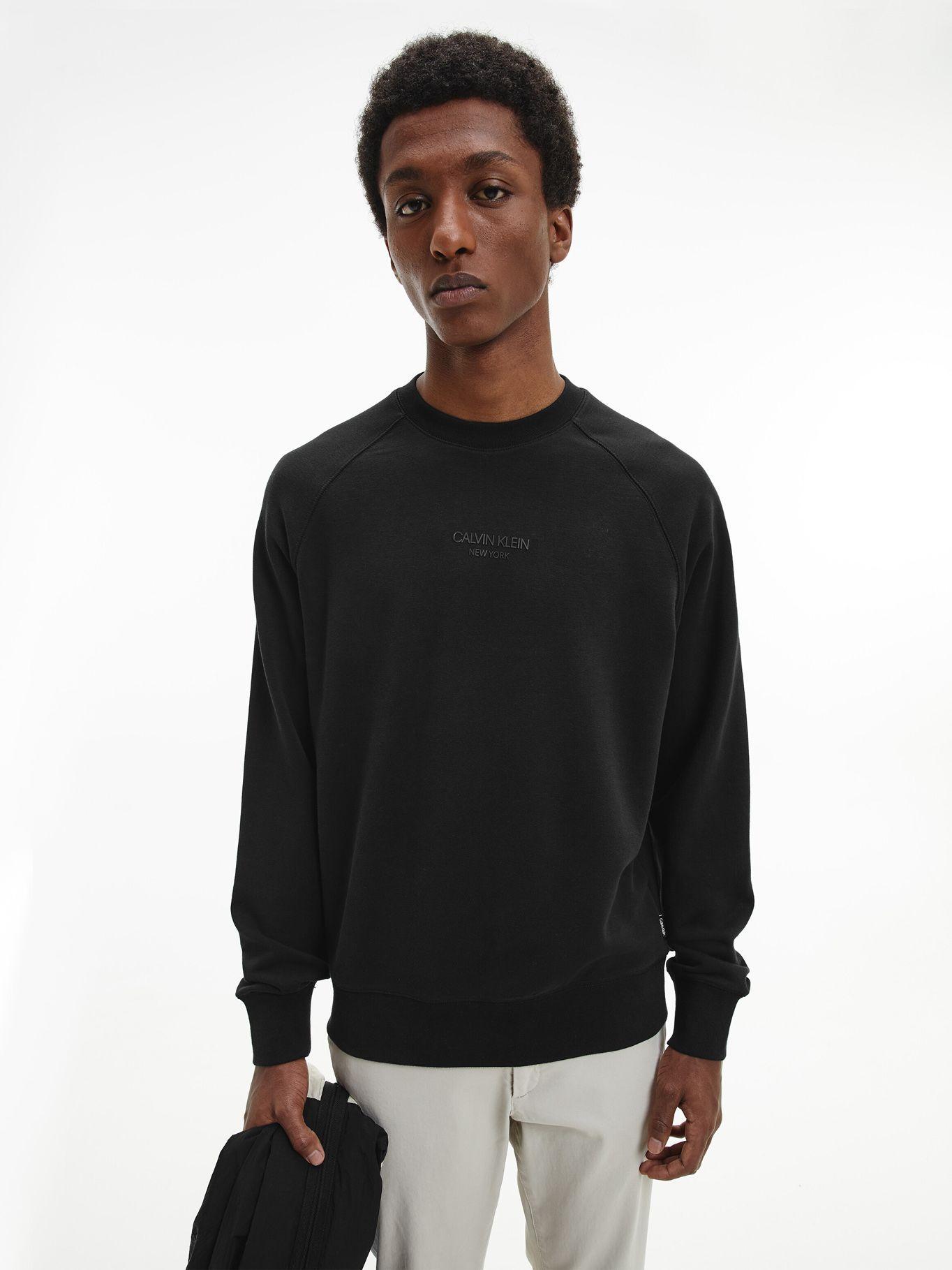 Polerón Center Logo Negro Calvin Klein-3