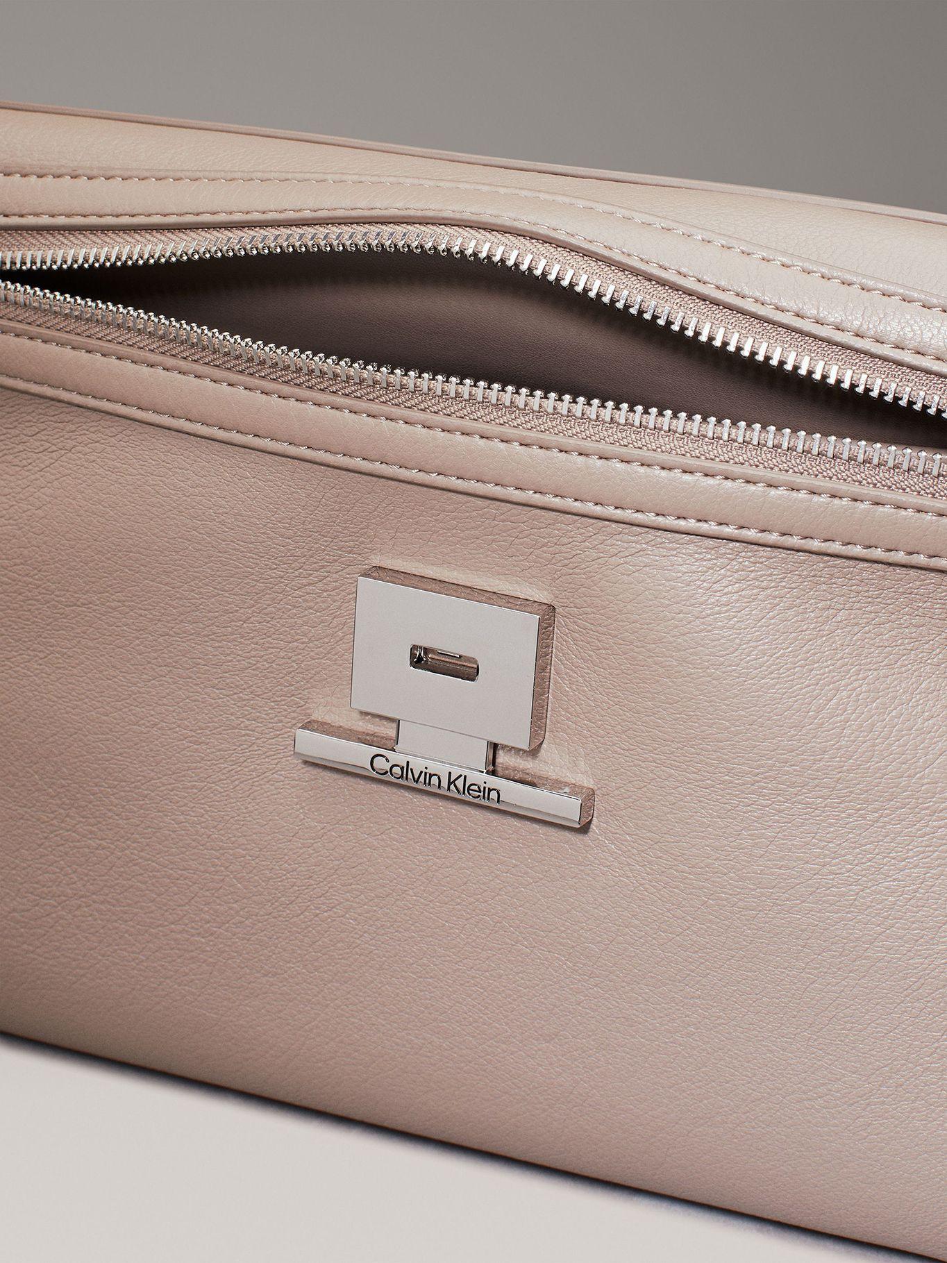 Cartera Linear Beige Calvin Klein-2