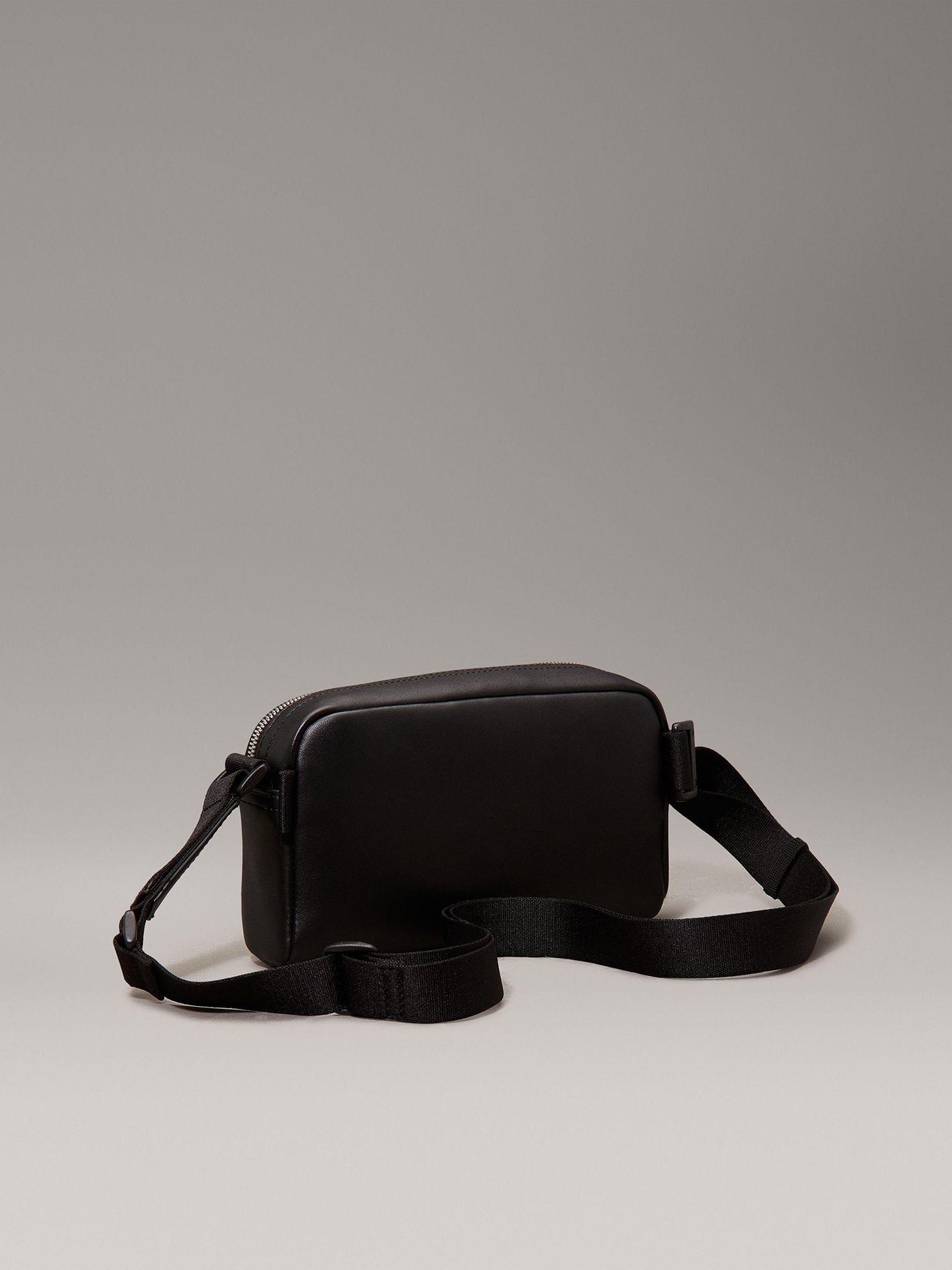 Bolso Crossbody Monogram Soft Negro Calvin Klein-5