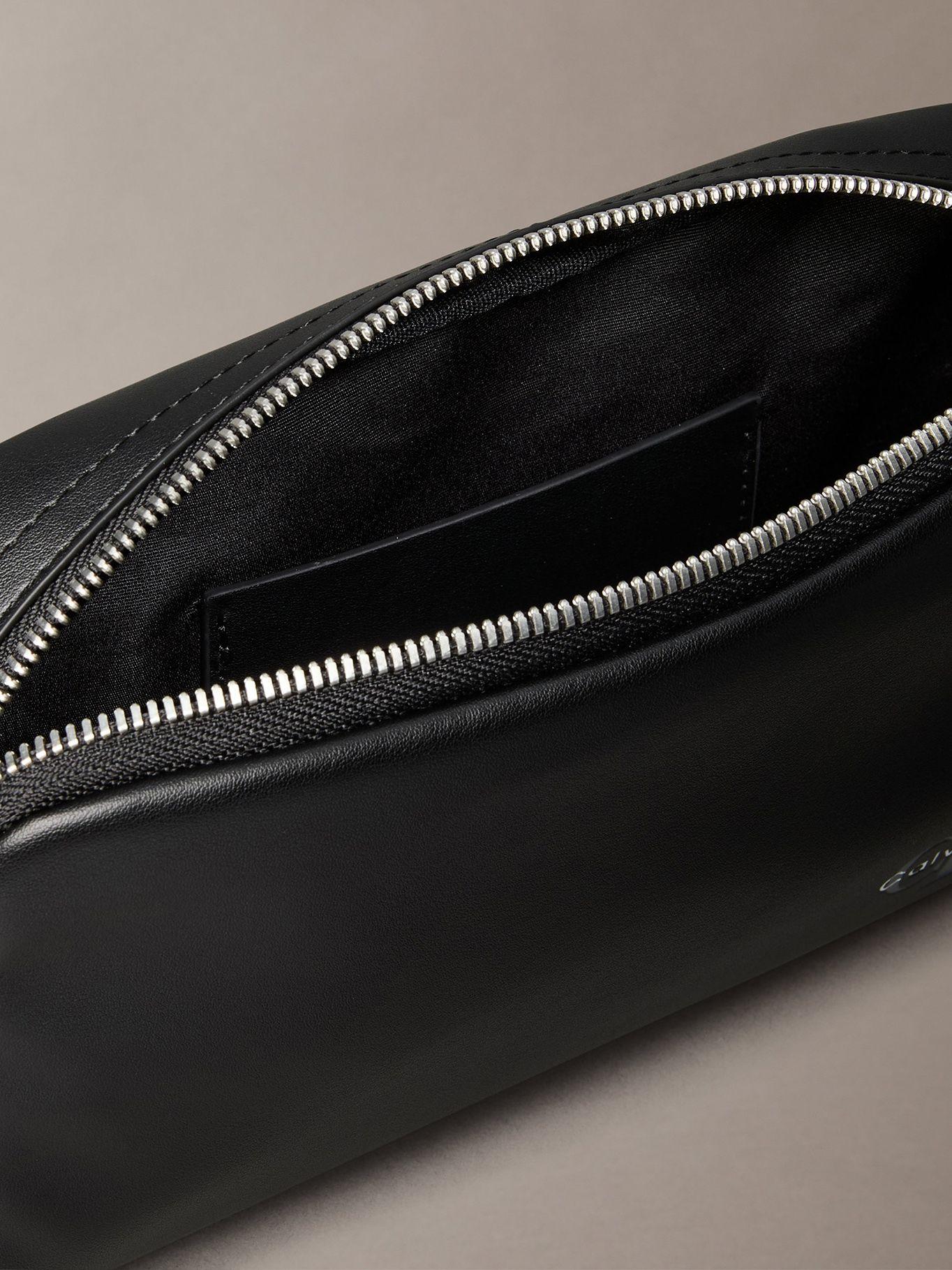 Bolso Camera Monologo Negro Calvin Klein-2